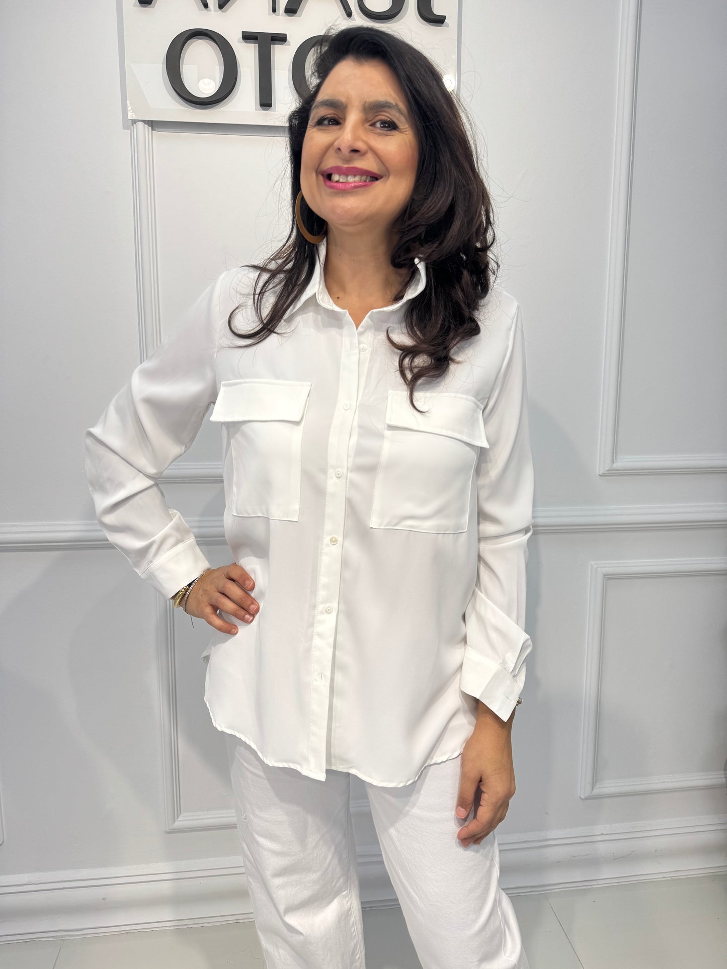 Camisa 8111105 (2 bolsillos pecho)
