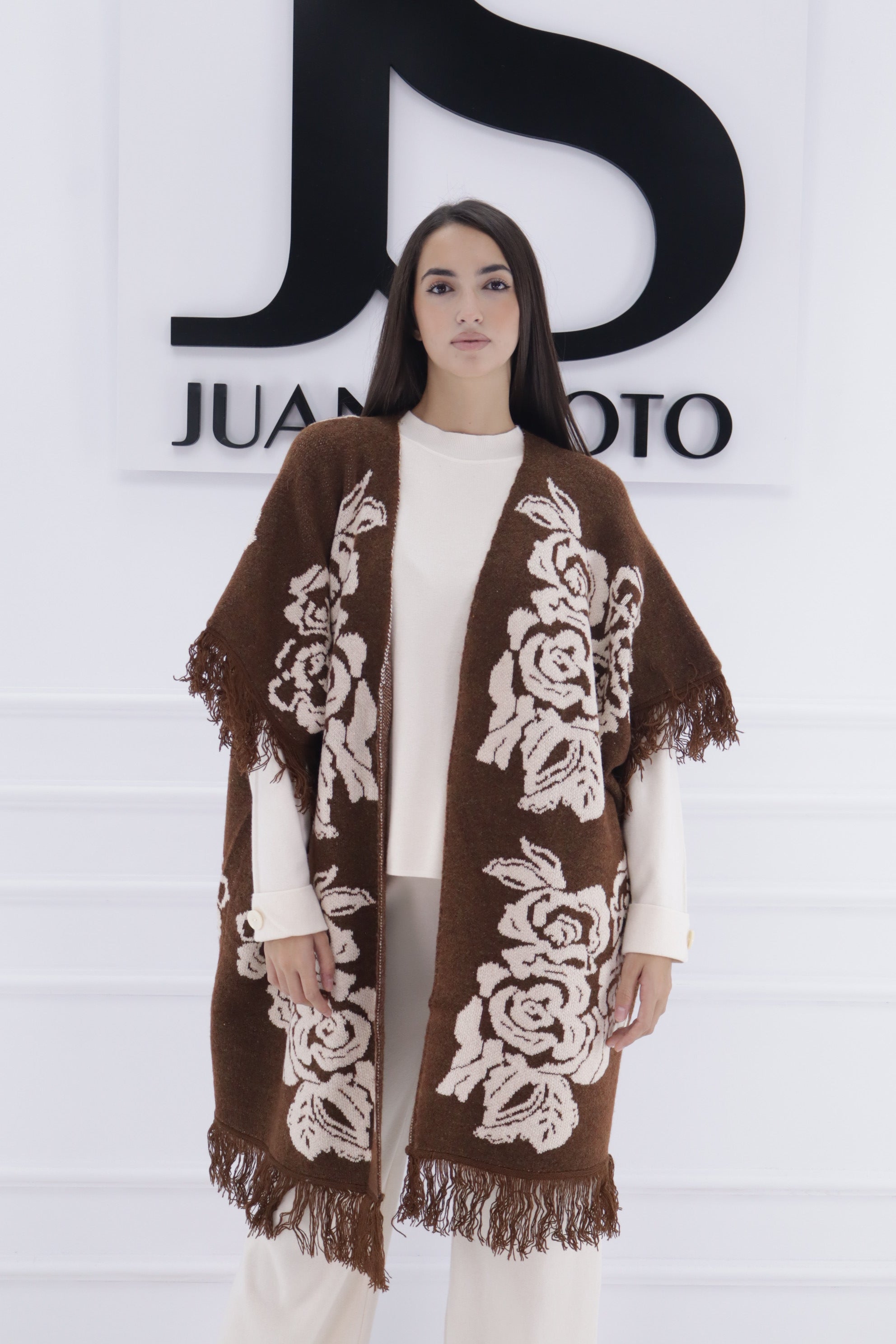 Poncho rosas beig 8458607