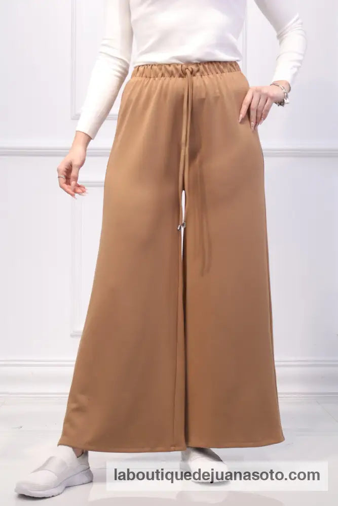 Pantalon básico CAMEL