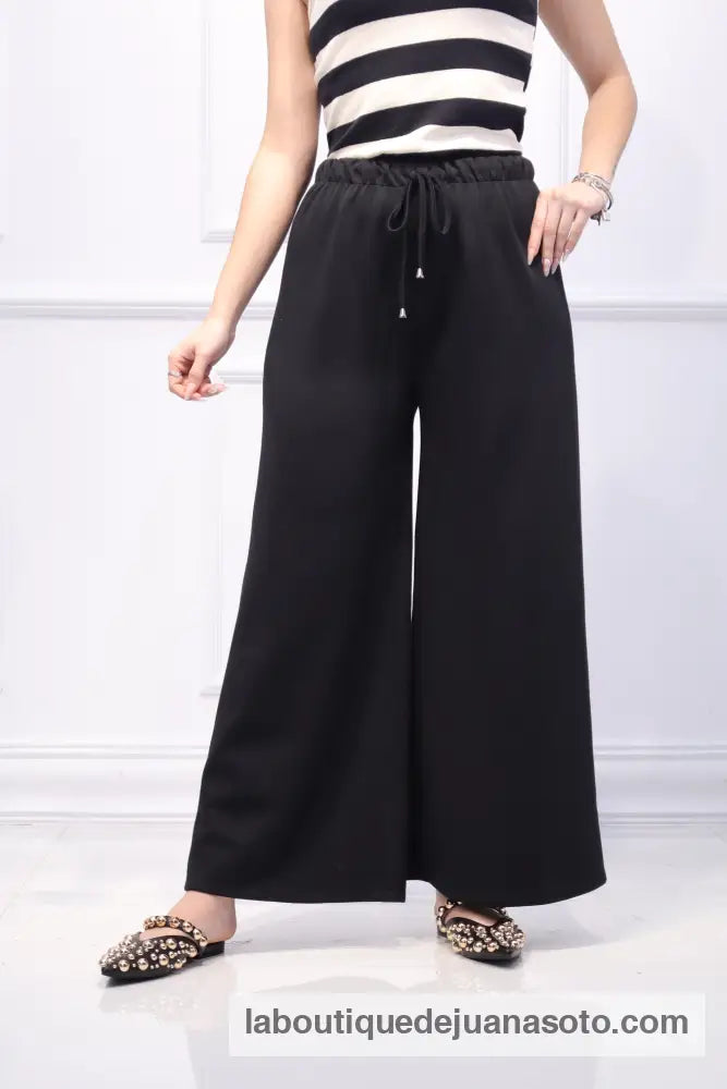 Pantalon básico NEGRO