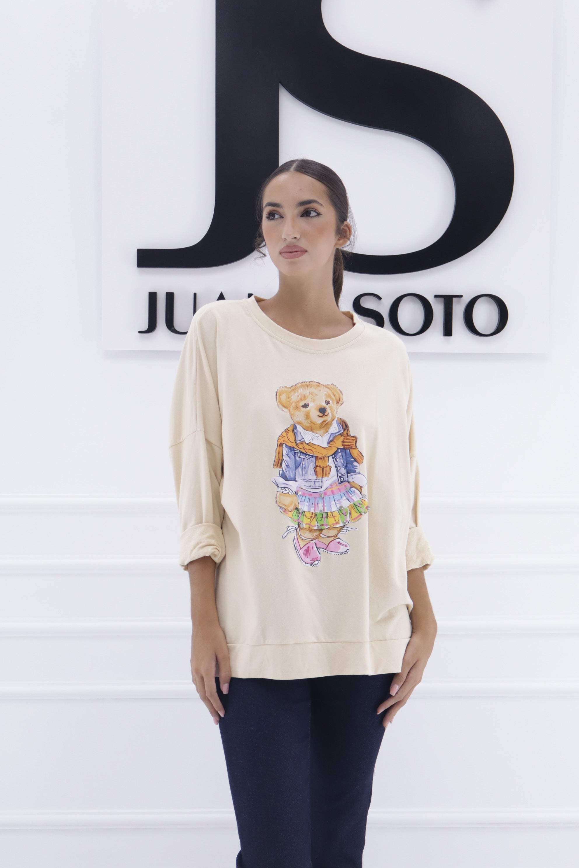 Sudadera oso falda colores