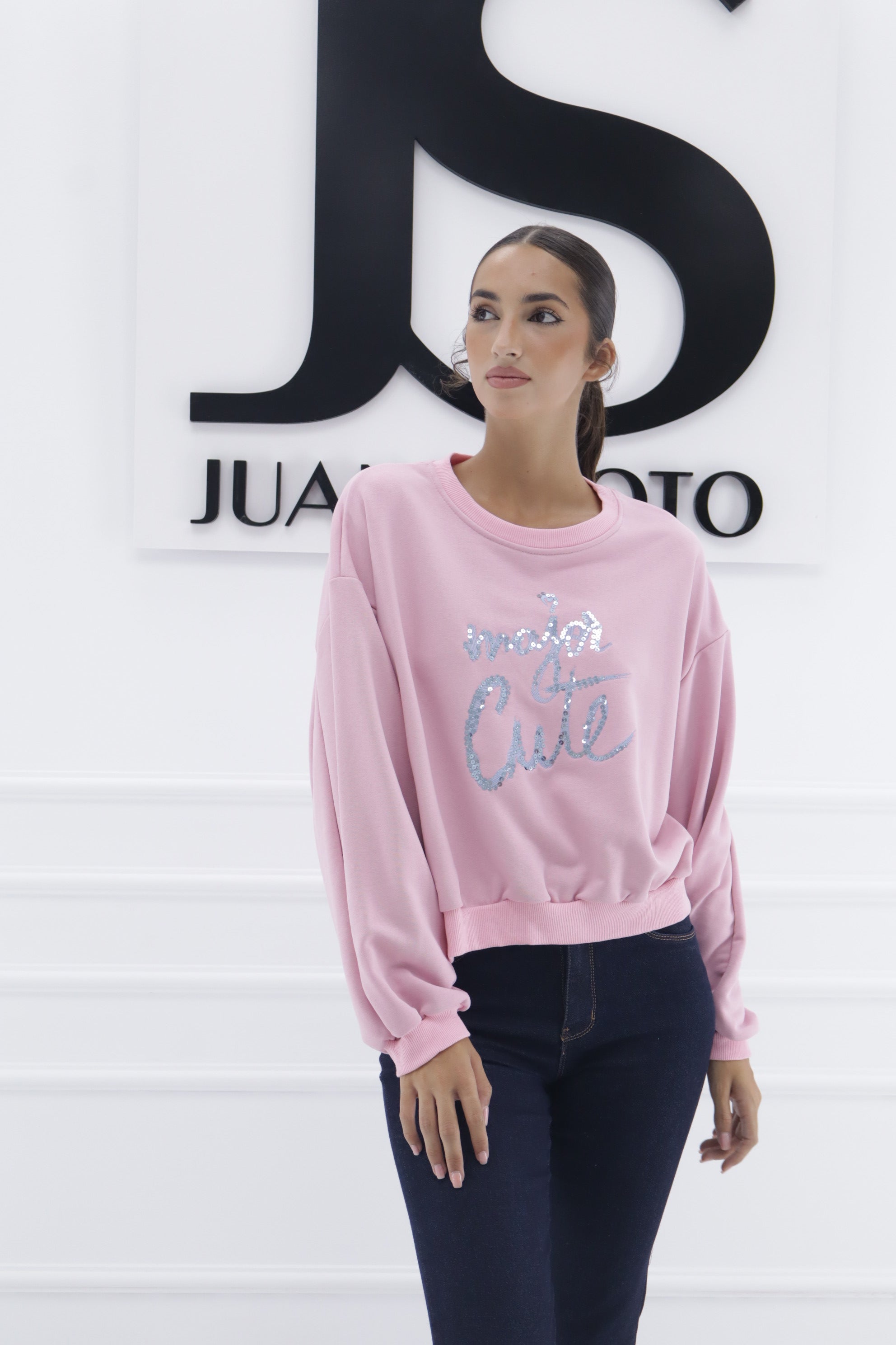 Sudadera letras lentejuelas