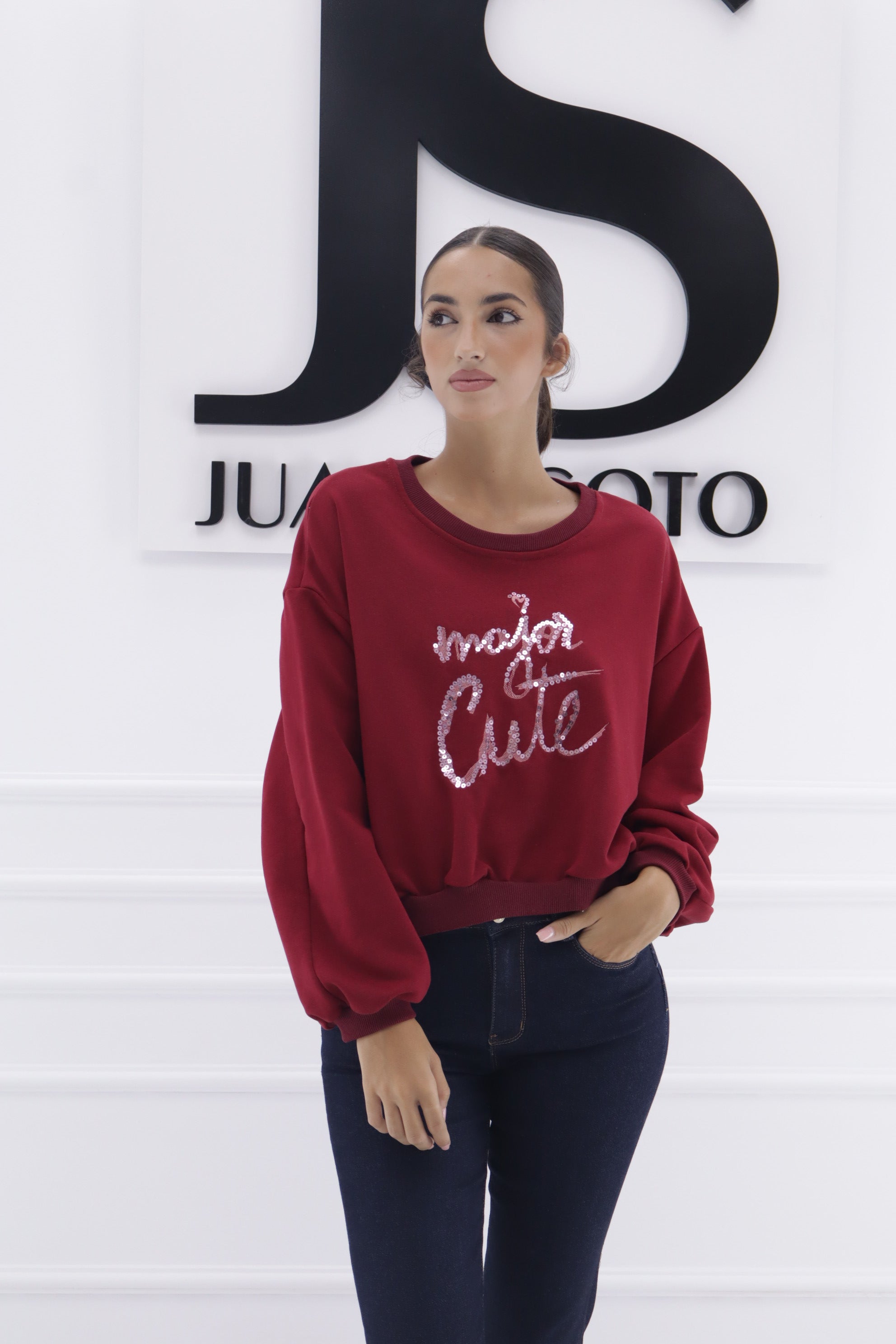 Sudadera letras lentejuelas