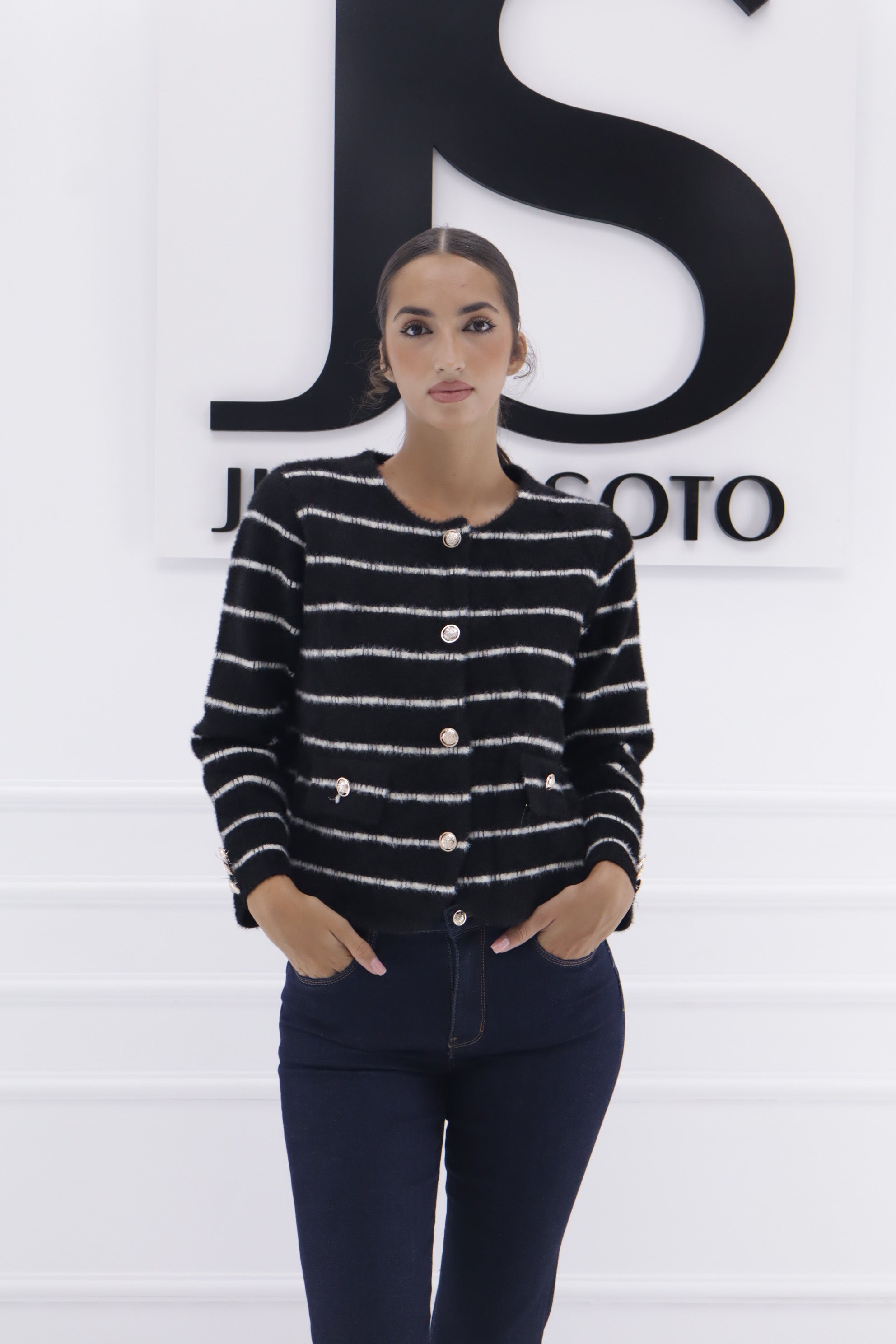 Rebeca rayas YL059