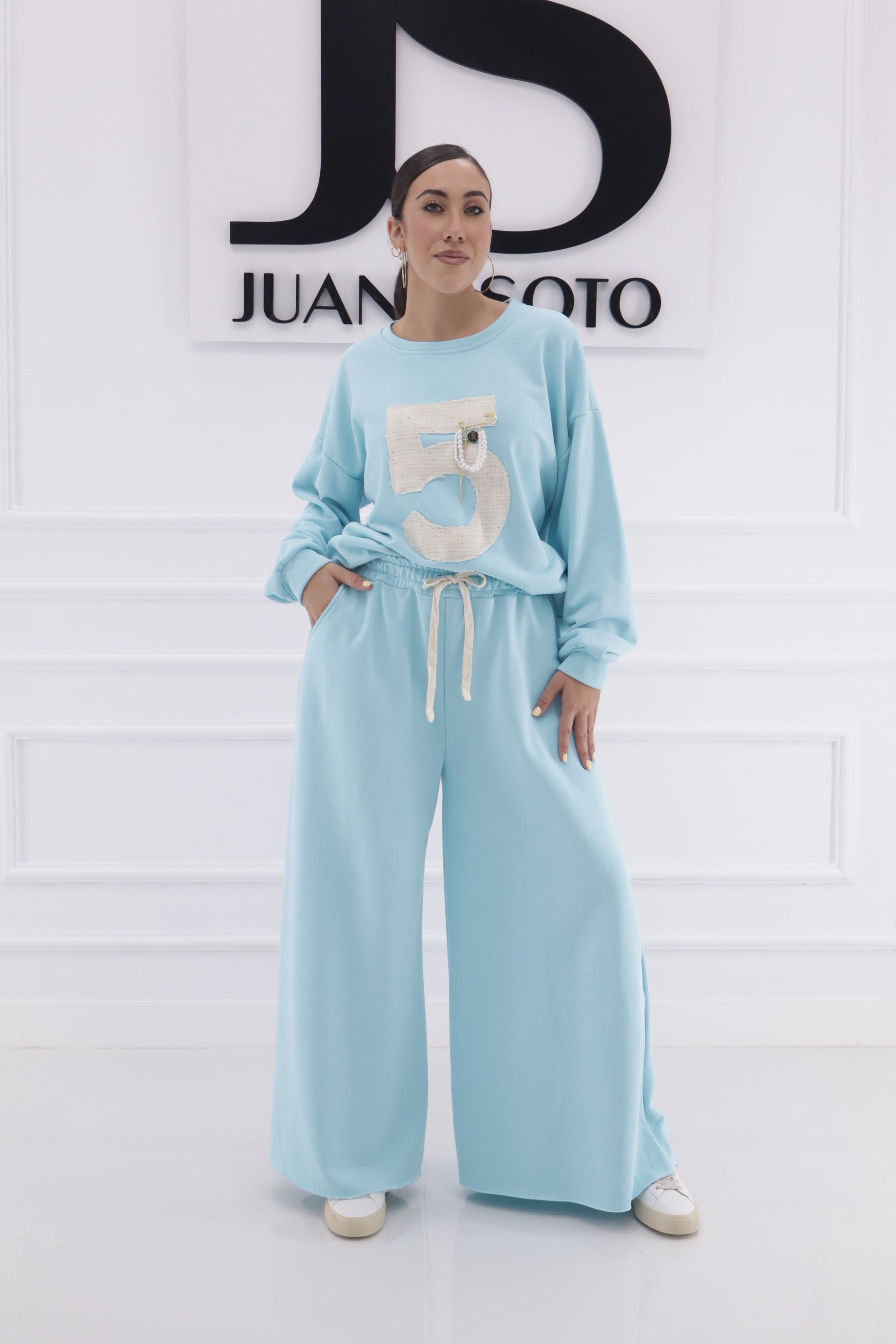 Chandal channnel 50617