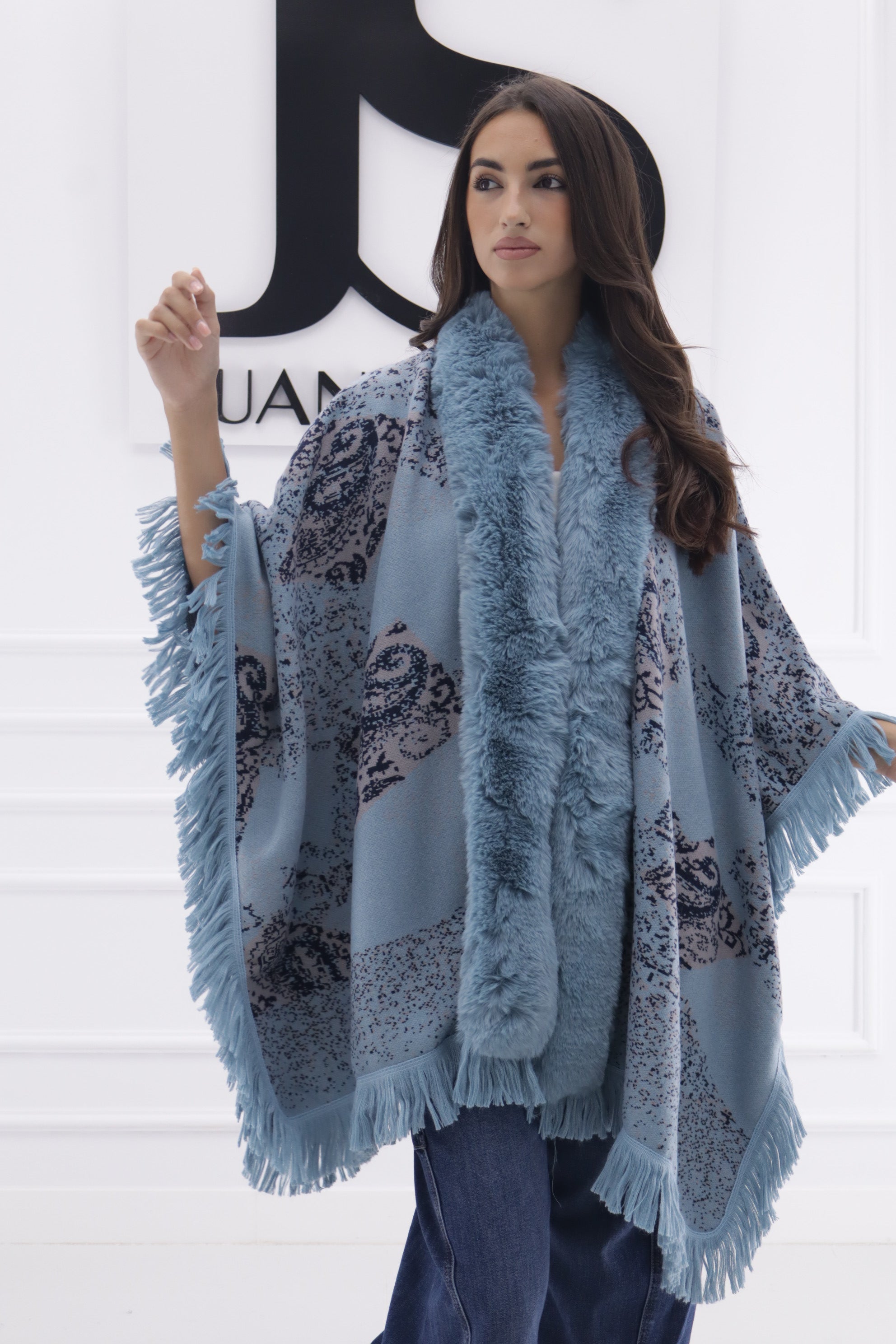 Poncho 40038YW