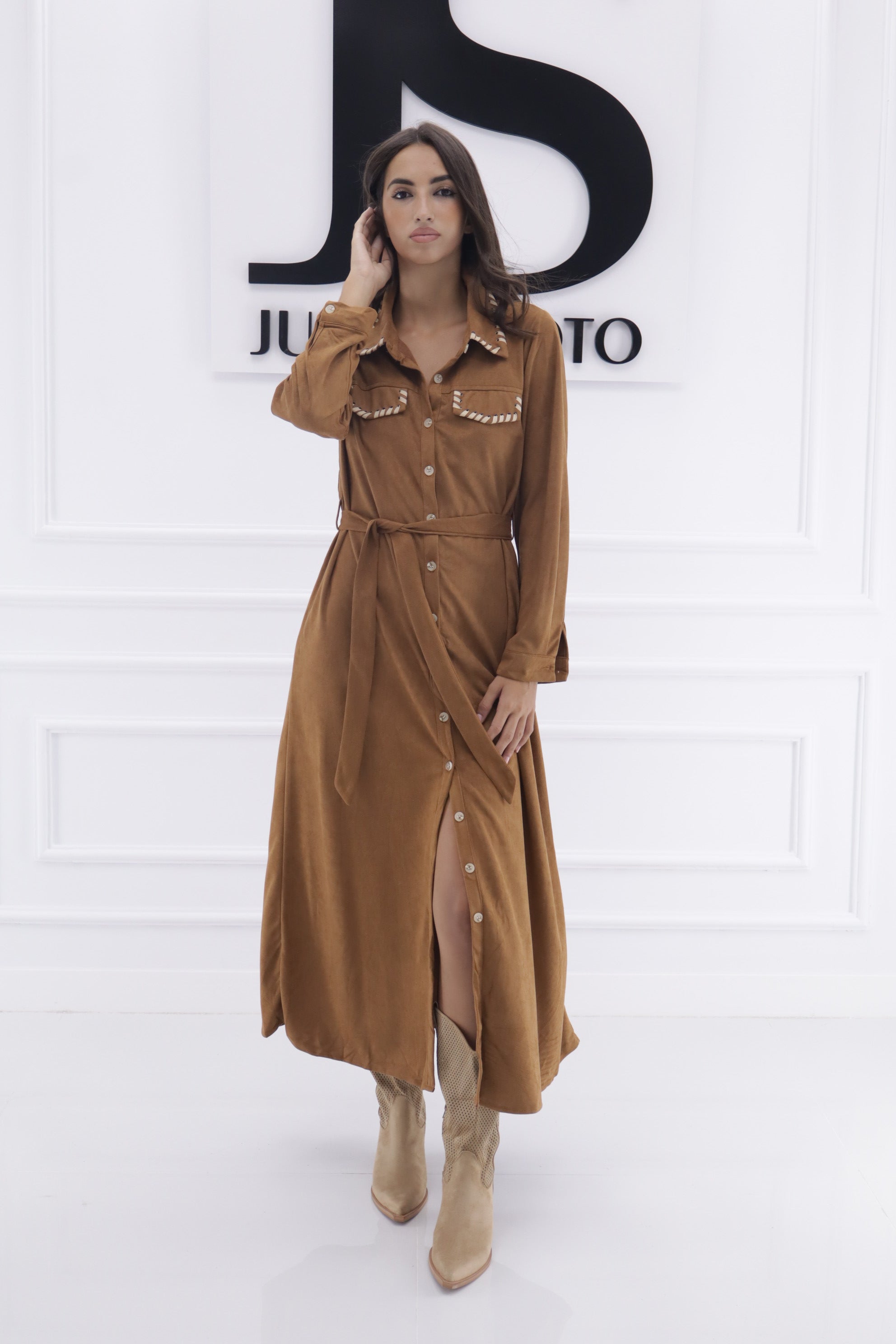 Vestido antelina R213