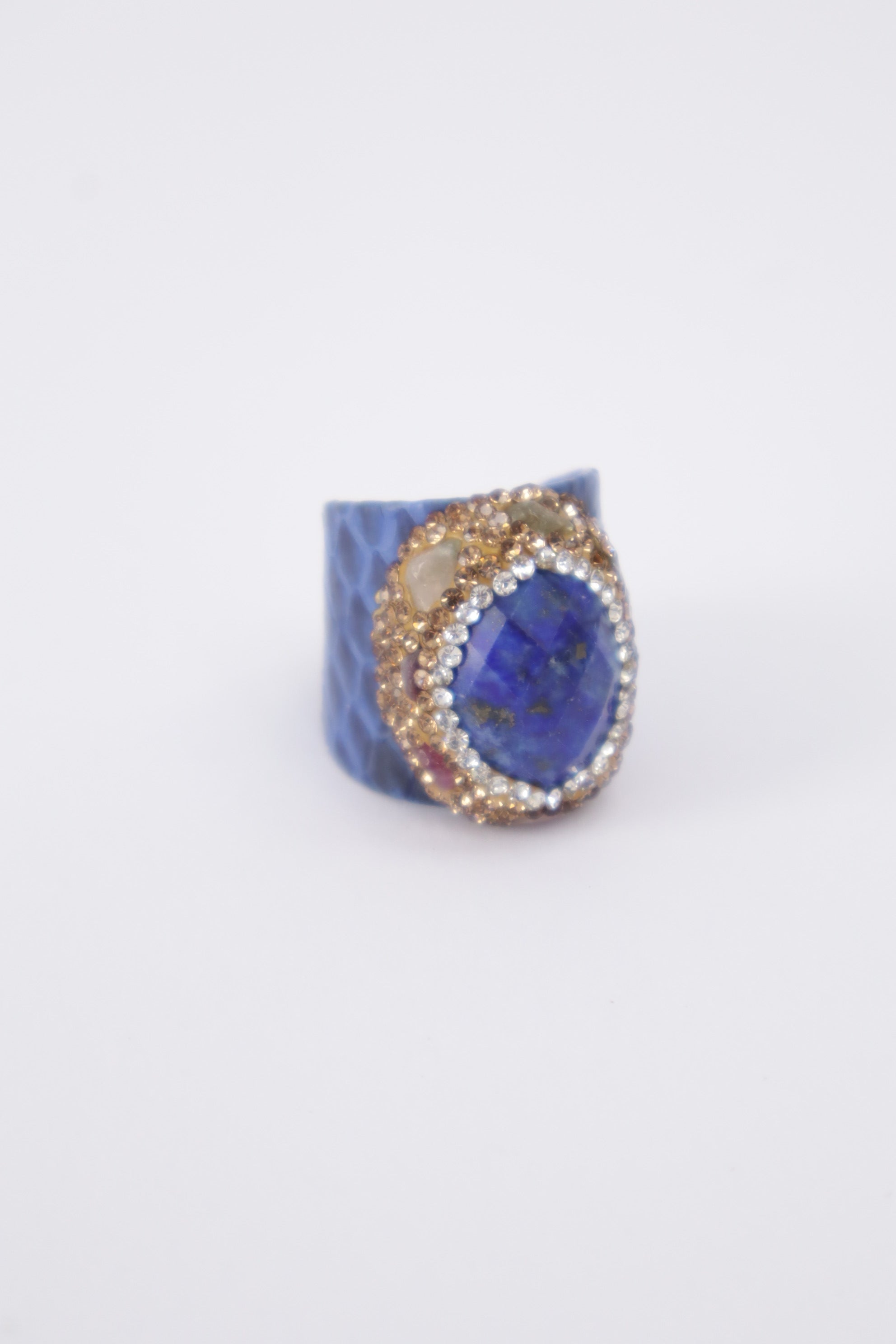 Anillo piel y straus