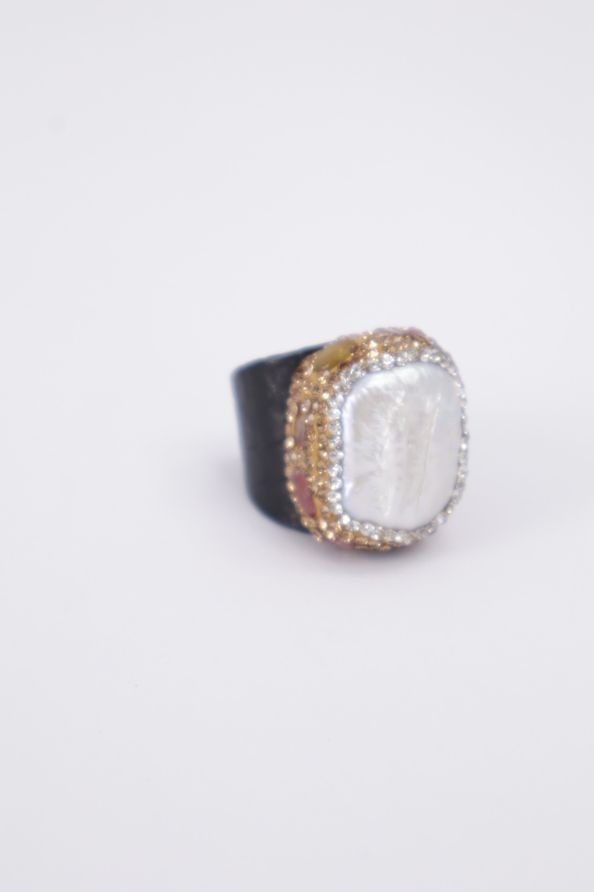 Anillo piel y straus