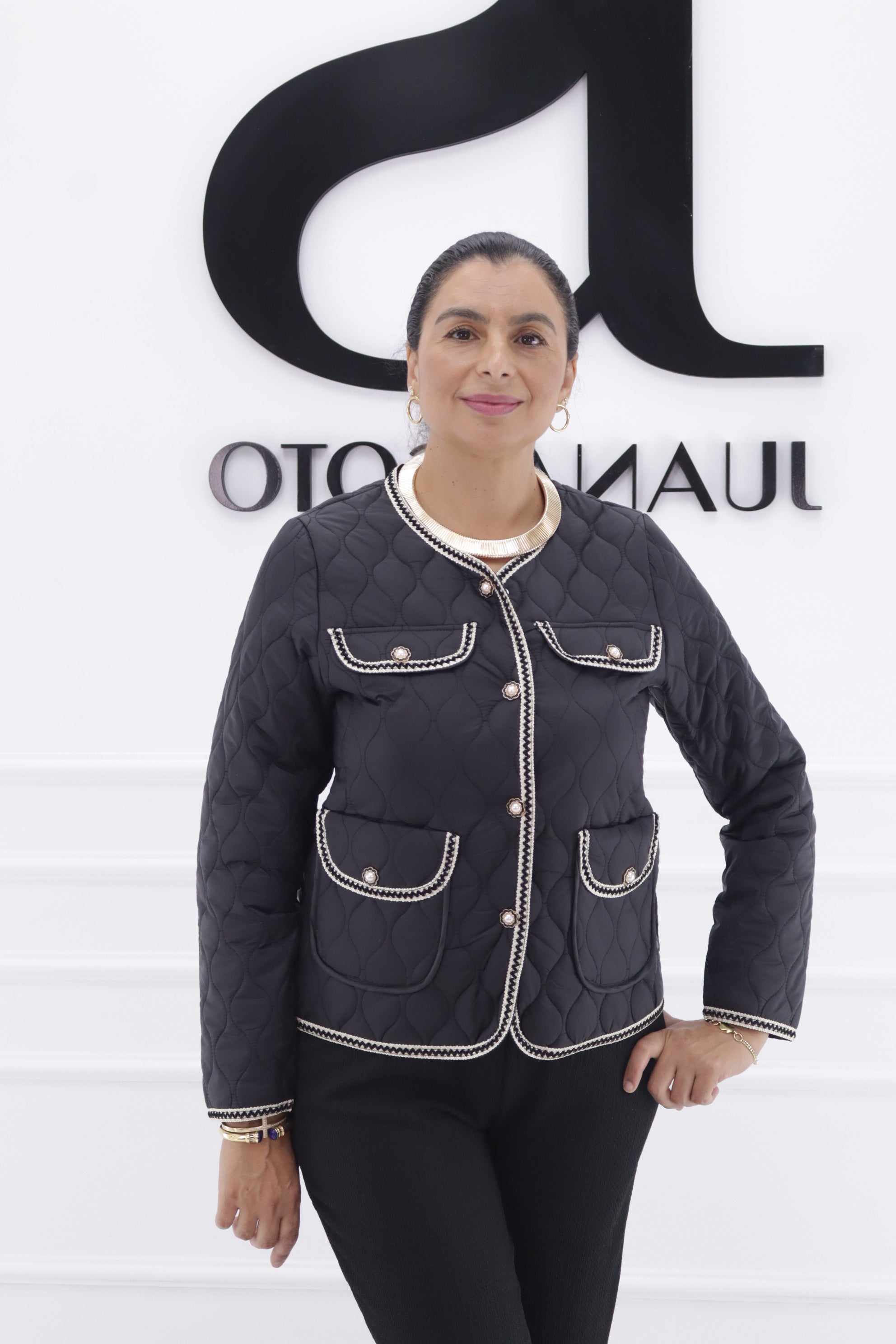 Chaqueta negra F1585