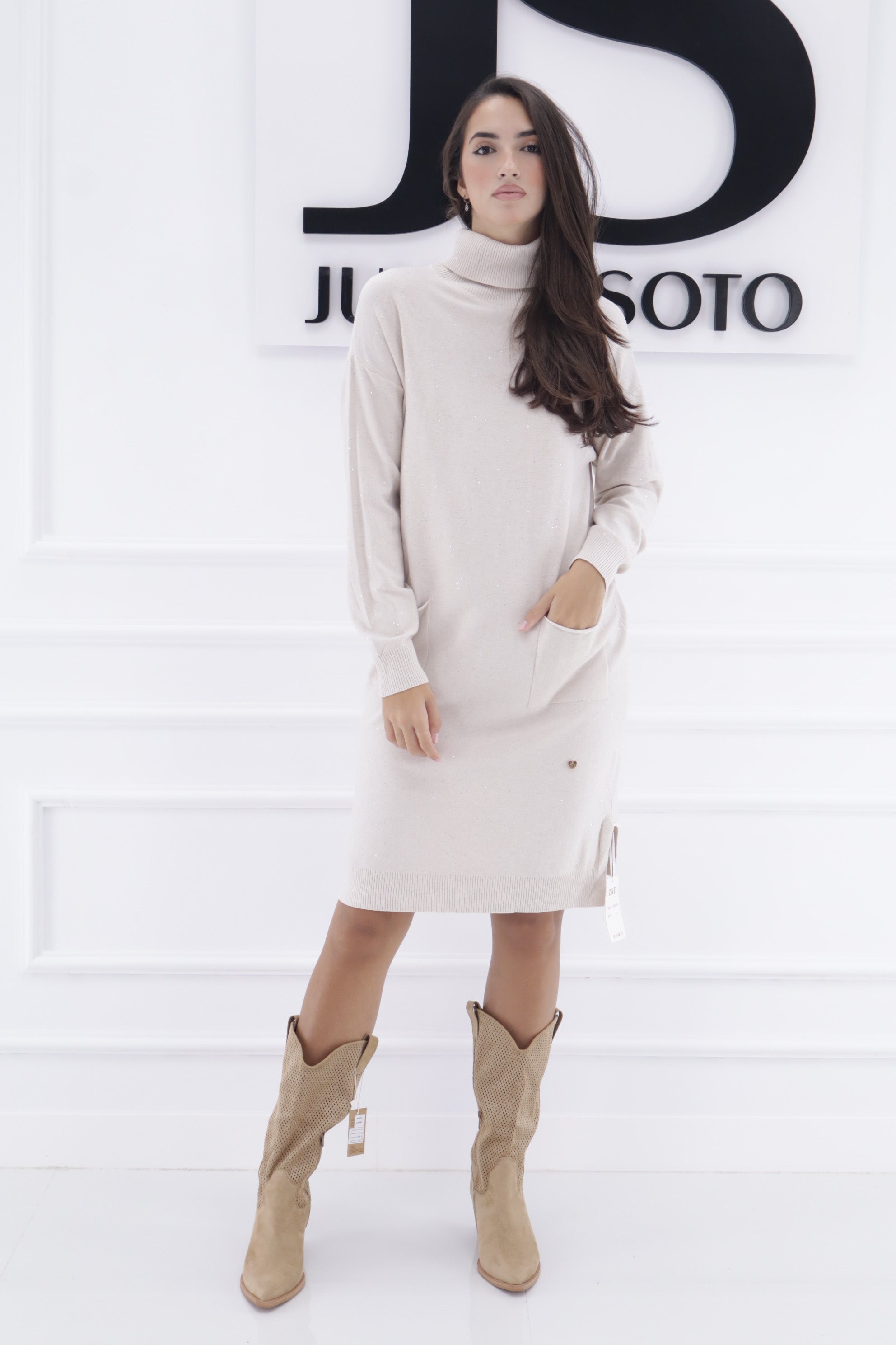 Vestido ZD8056(CUELLO ALTO BRILLO)