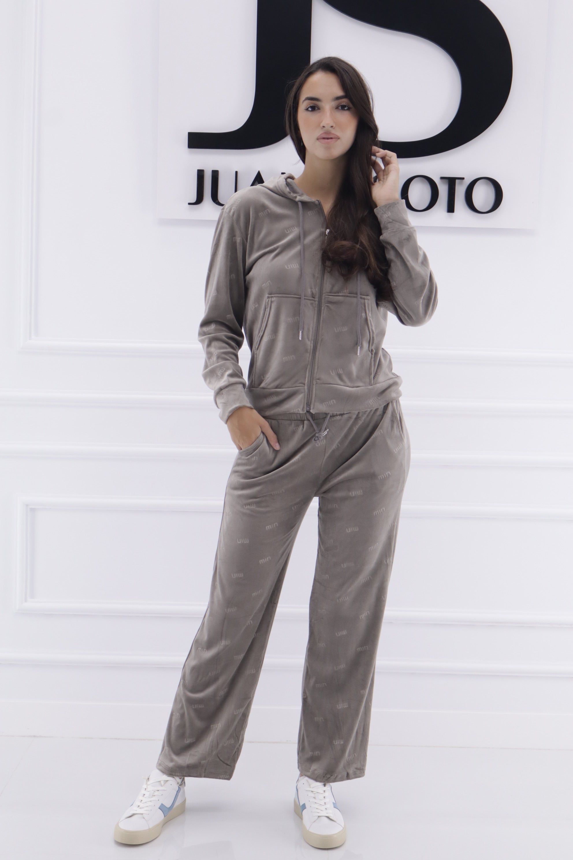 Chandal LLJ2363"MIN"