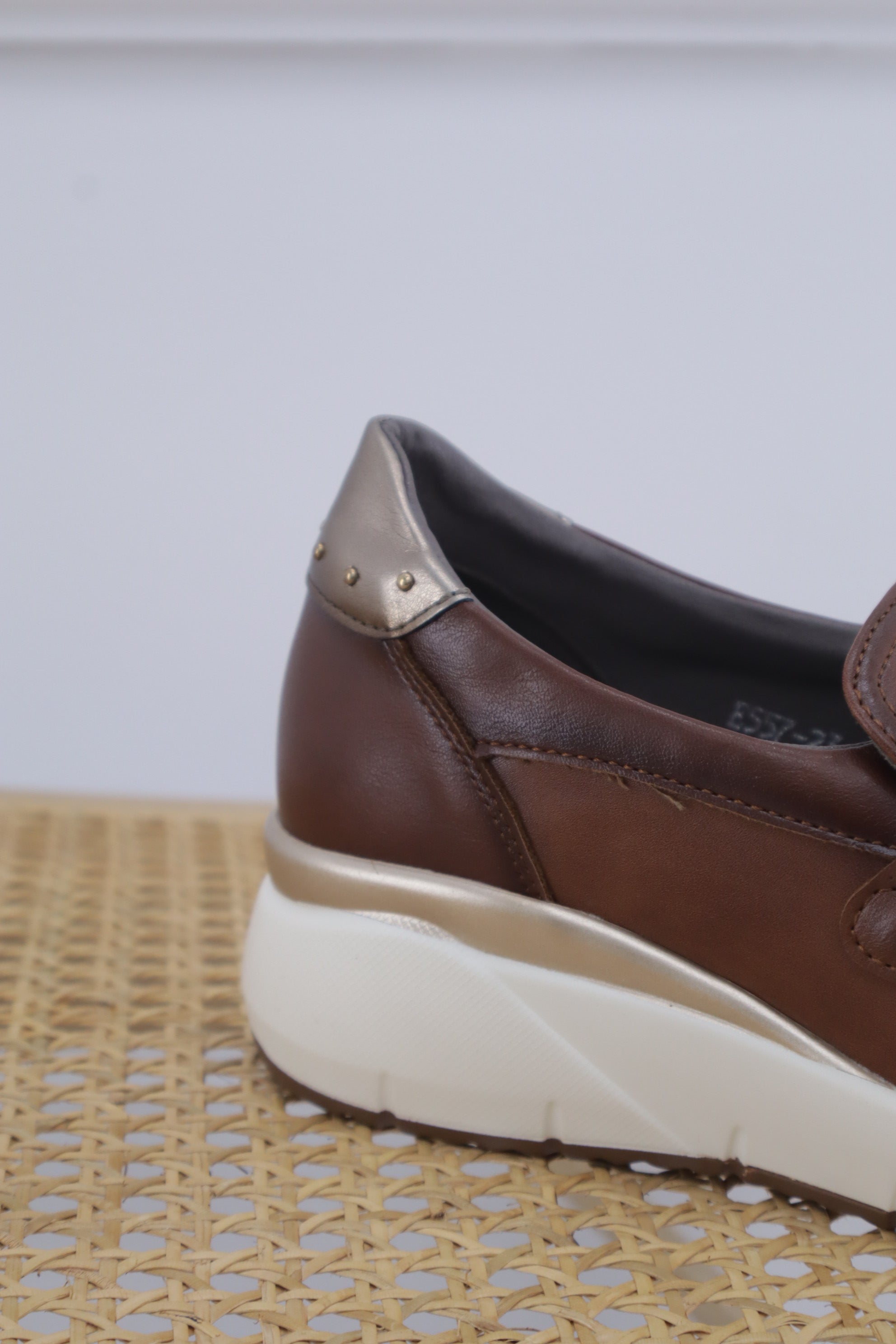 Mocasín camel E557-23