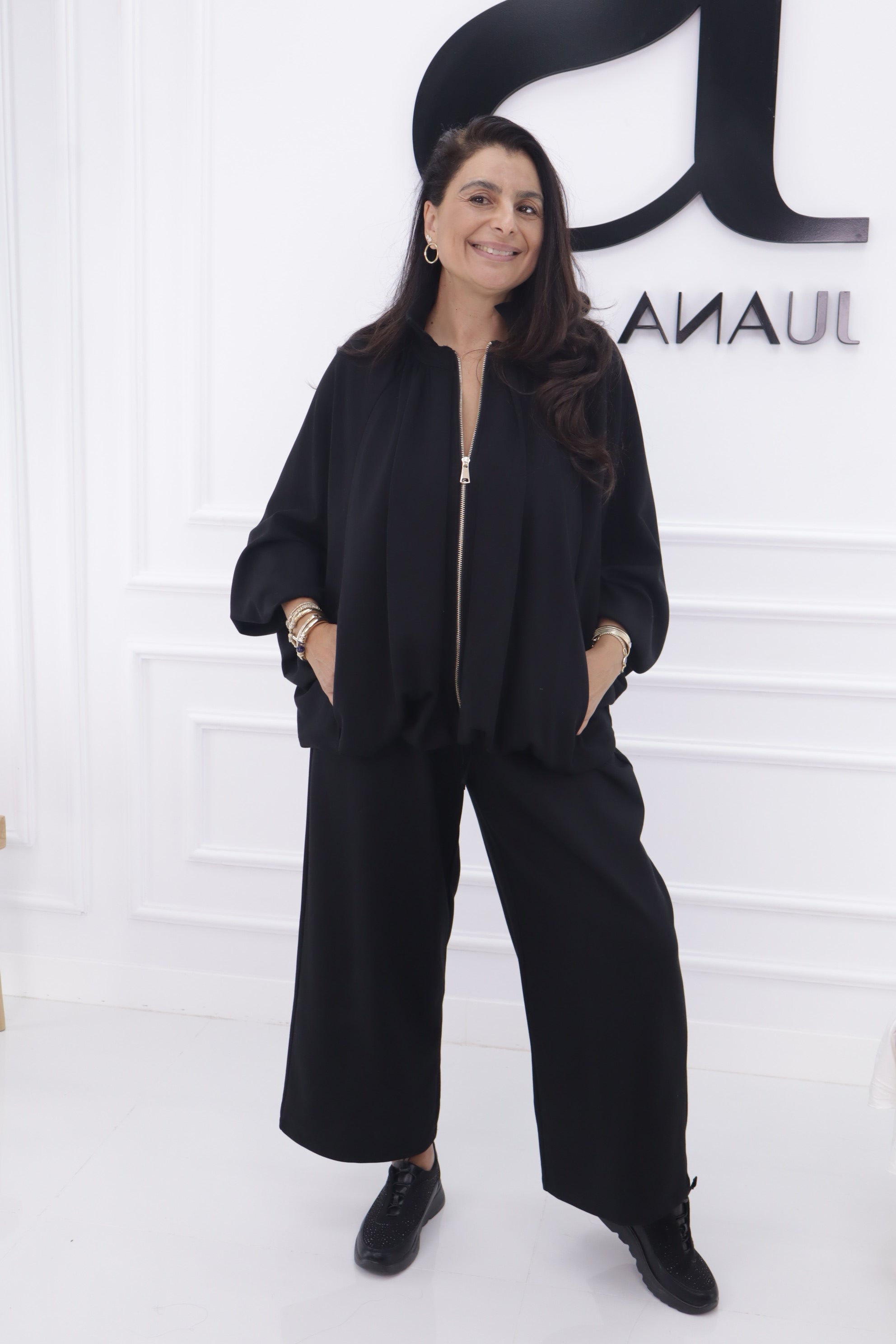 Chandal dutti HP9210