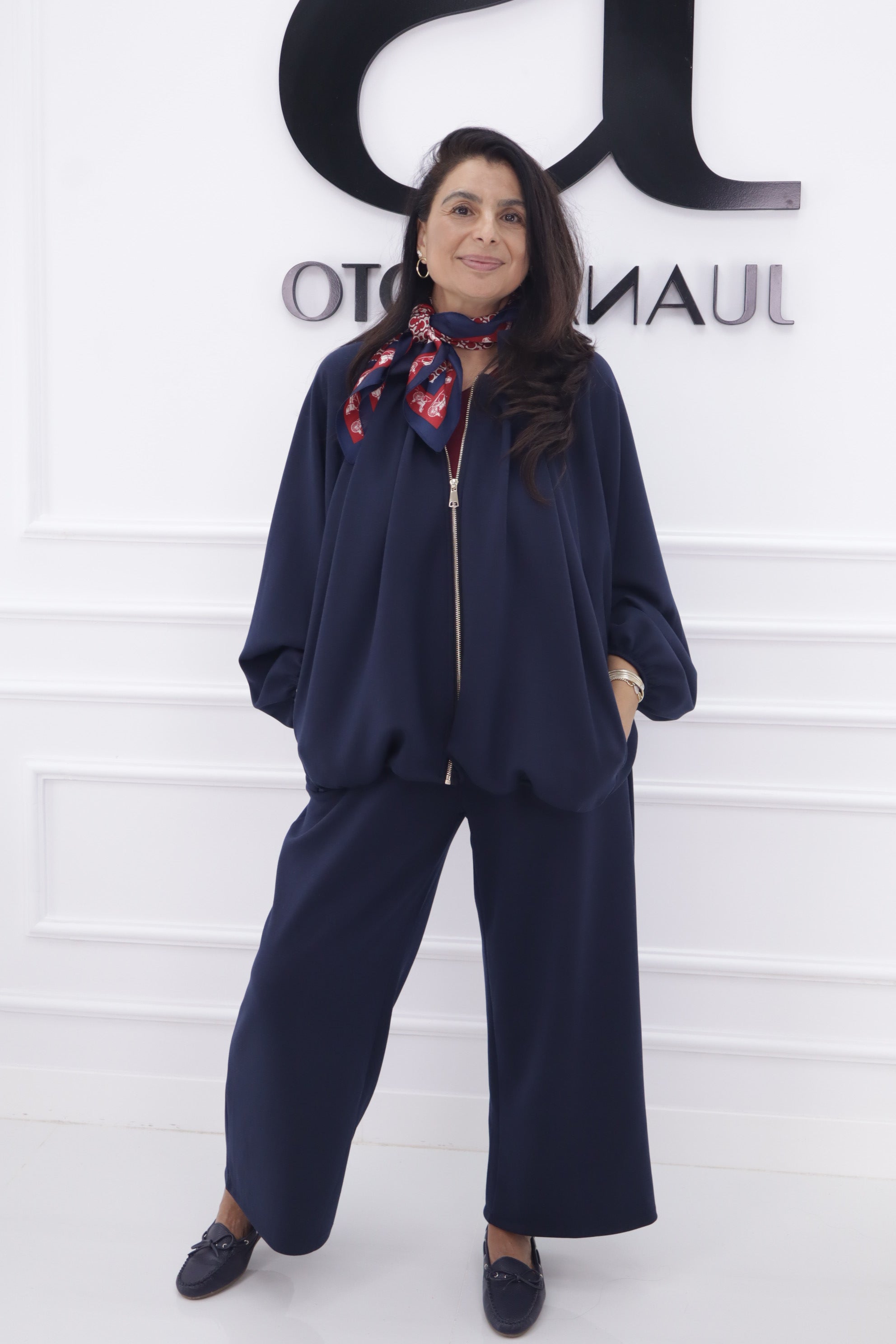 Chandal dutti HP9210