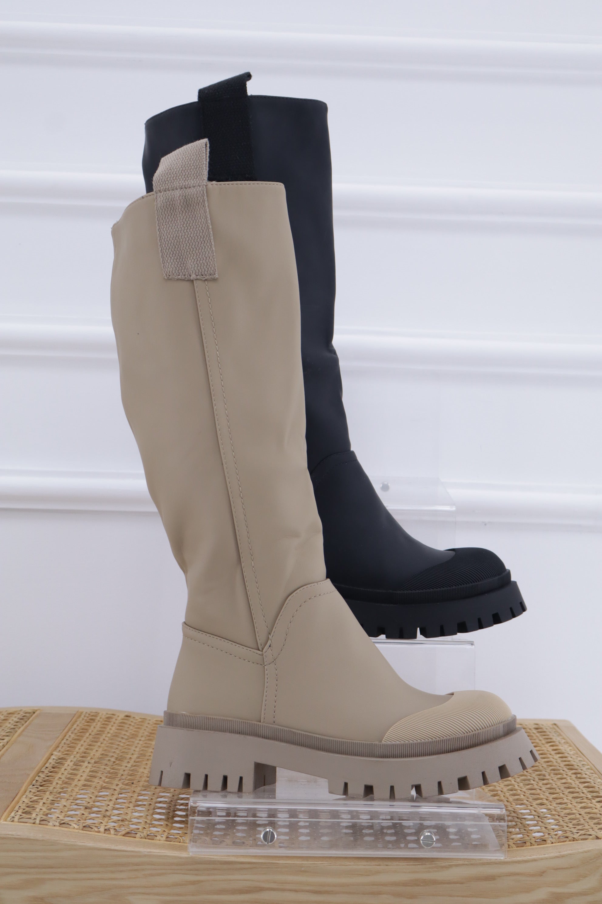 Bota alta SJ565