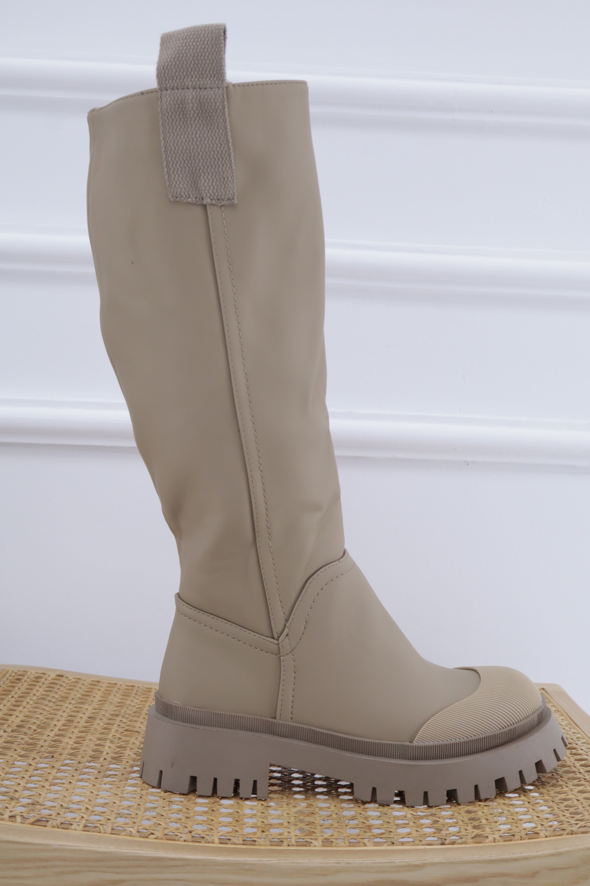 Bota alta SJ565