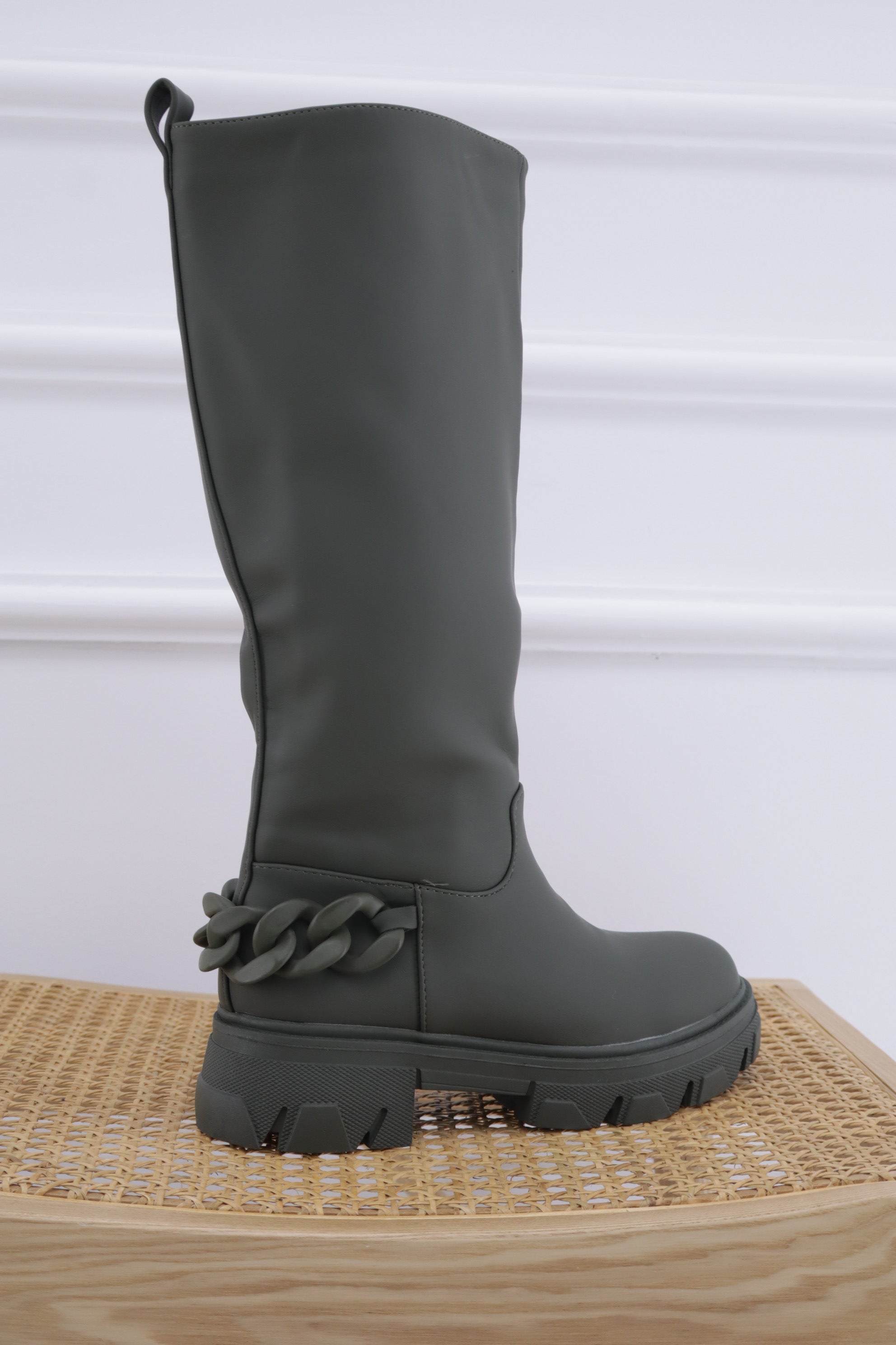 Bota SJ 585