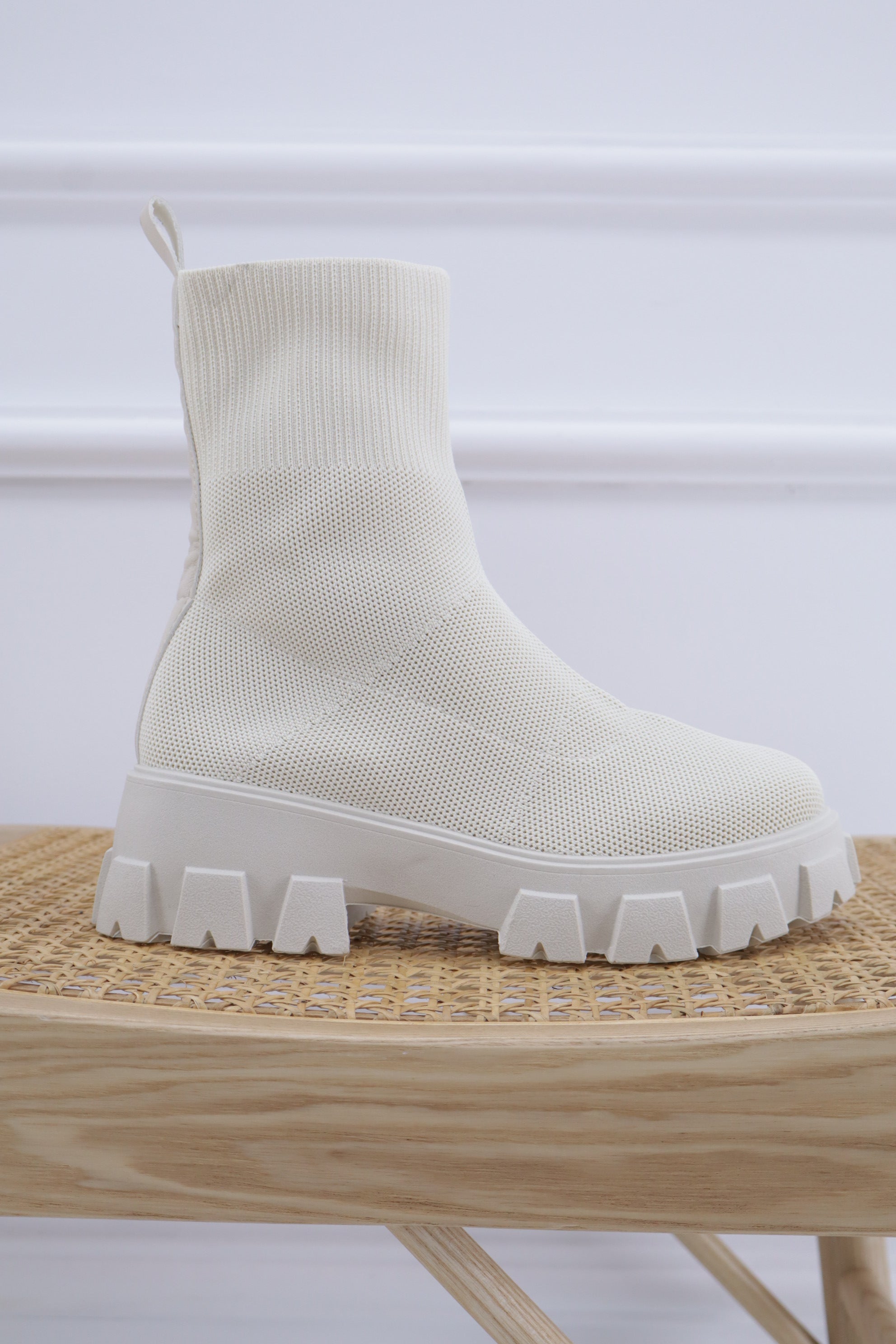 Bota C8725