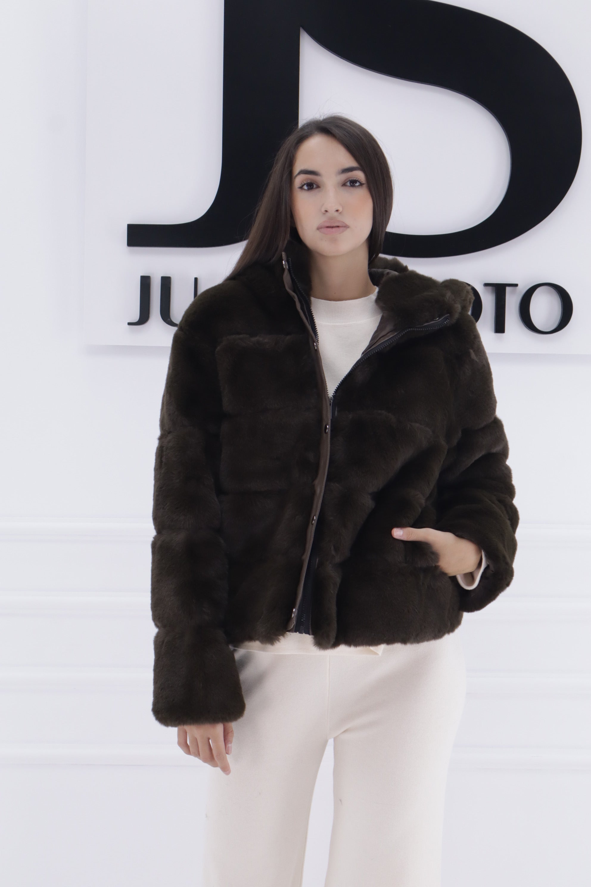 Abrigo corto pelo 220600080131cx