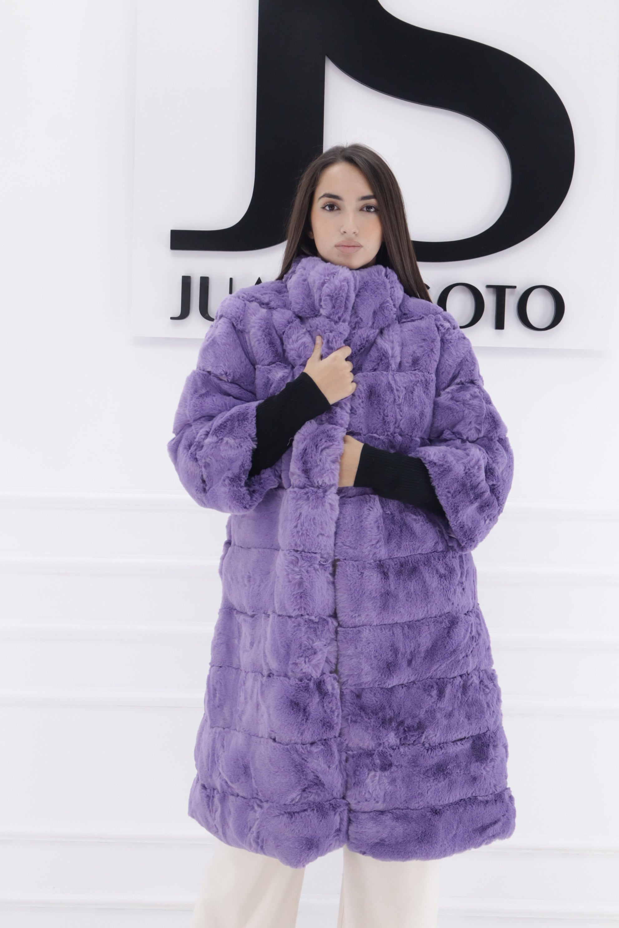 Abrigo puño negro  220500080084cx