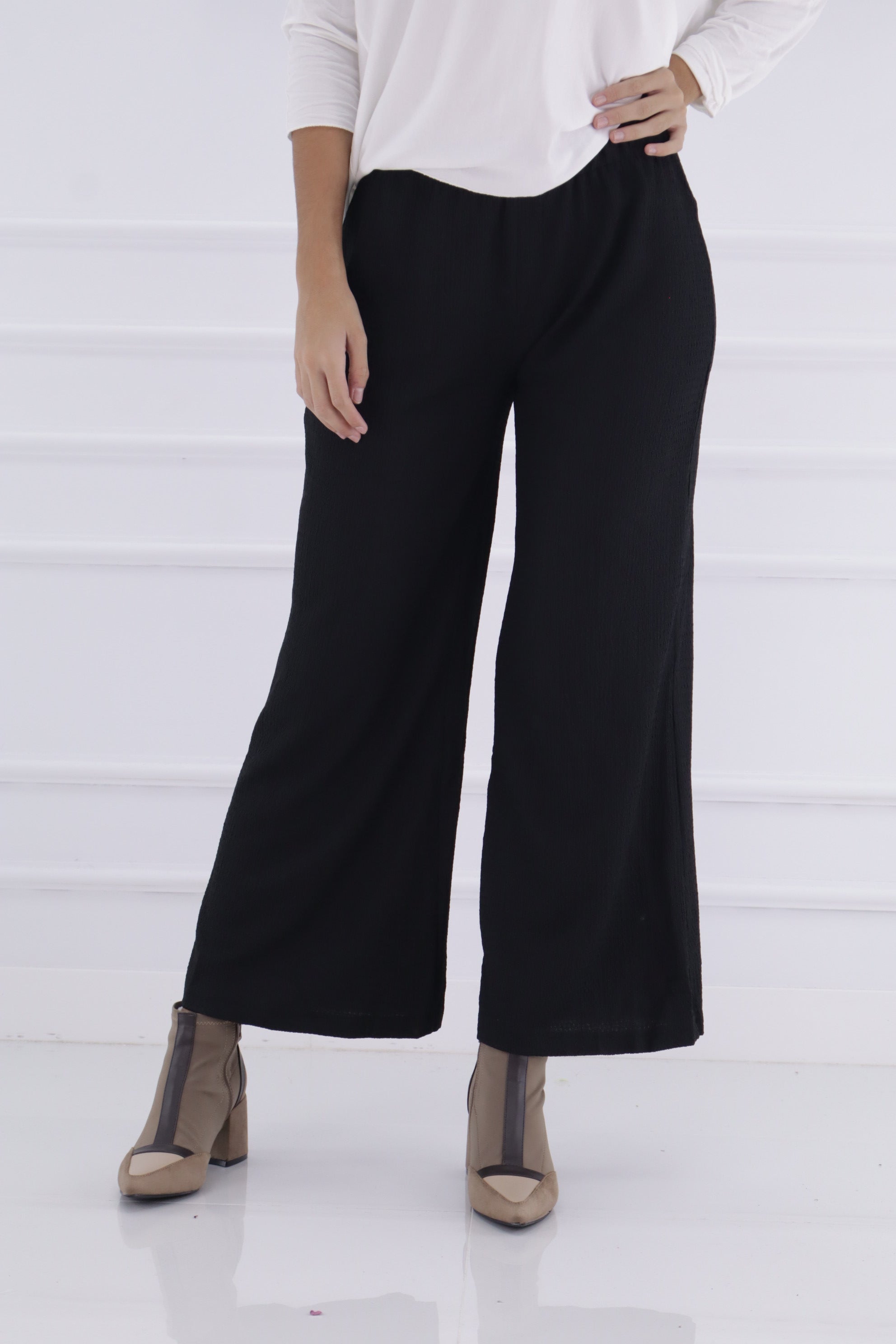 Pantalon negro  COMODON 8511901