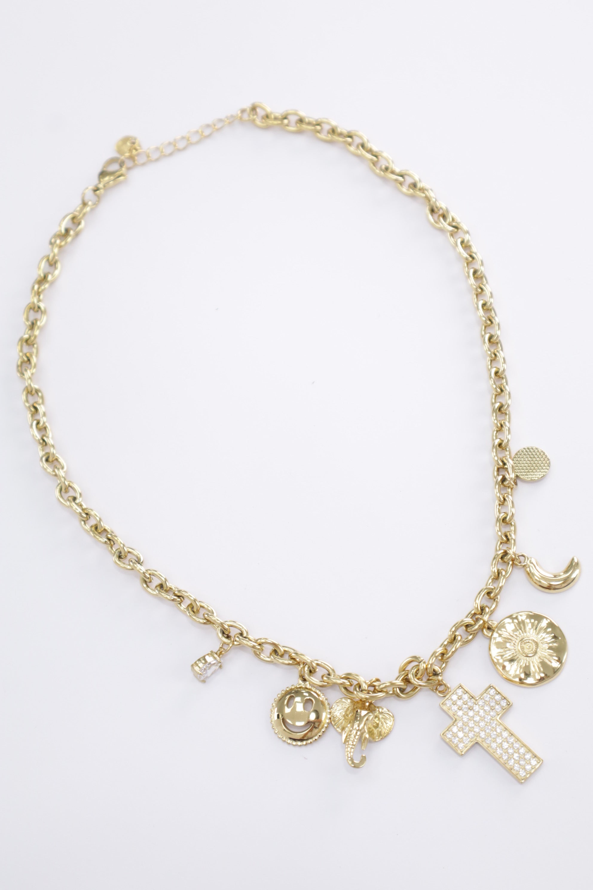 Collar cruz +juegos caritas