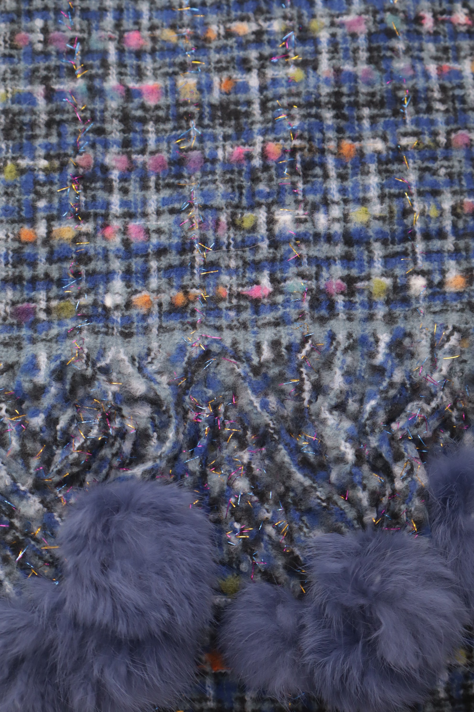 Bufanda pompones D2306