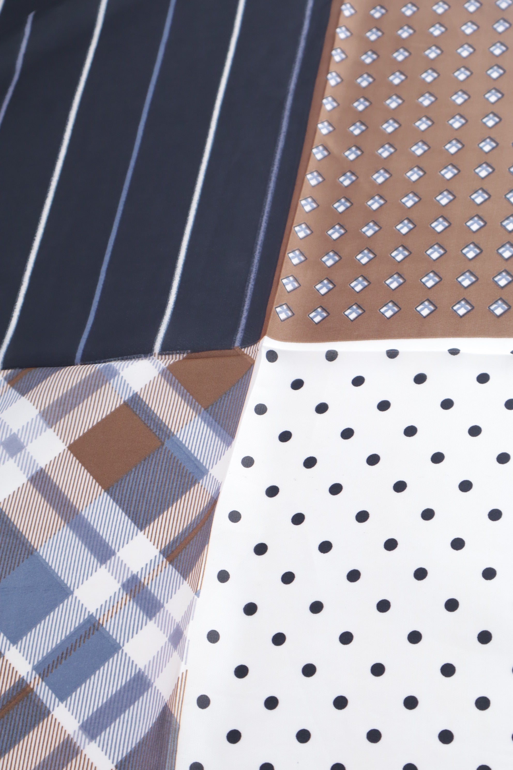 Pañuelo multiestampados D2525