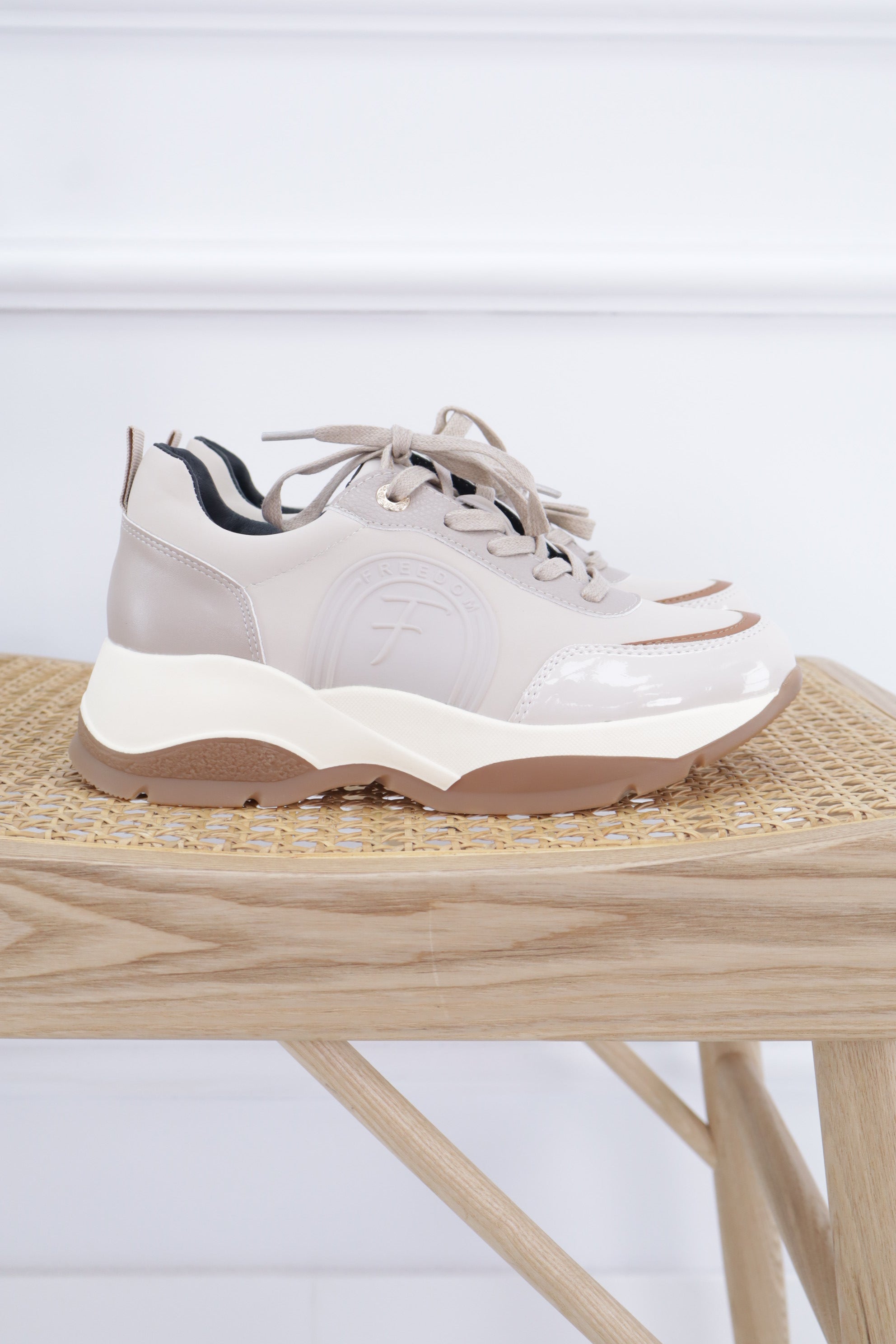 DEPORTIVA OFERTA H9036