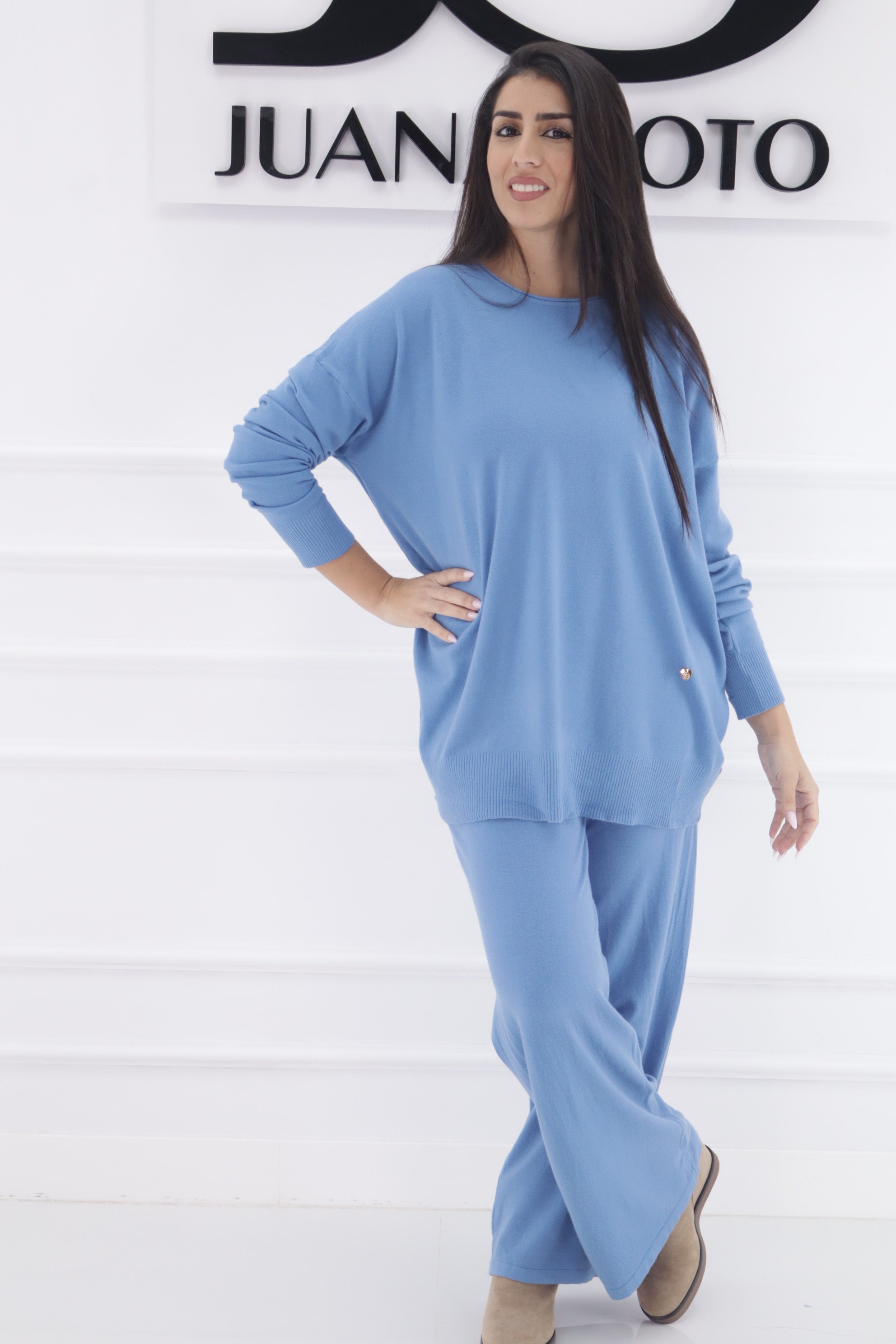 Conjunto CUELLO REDONDO H6089