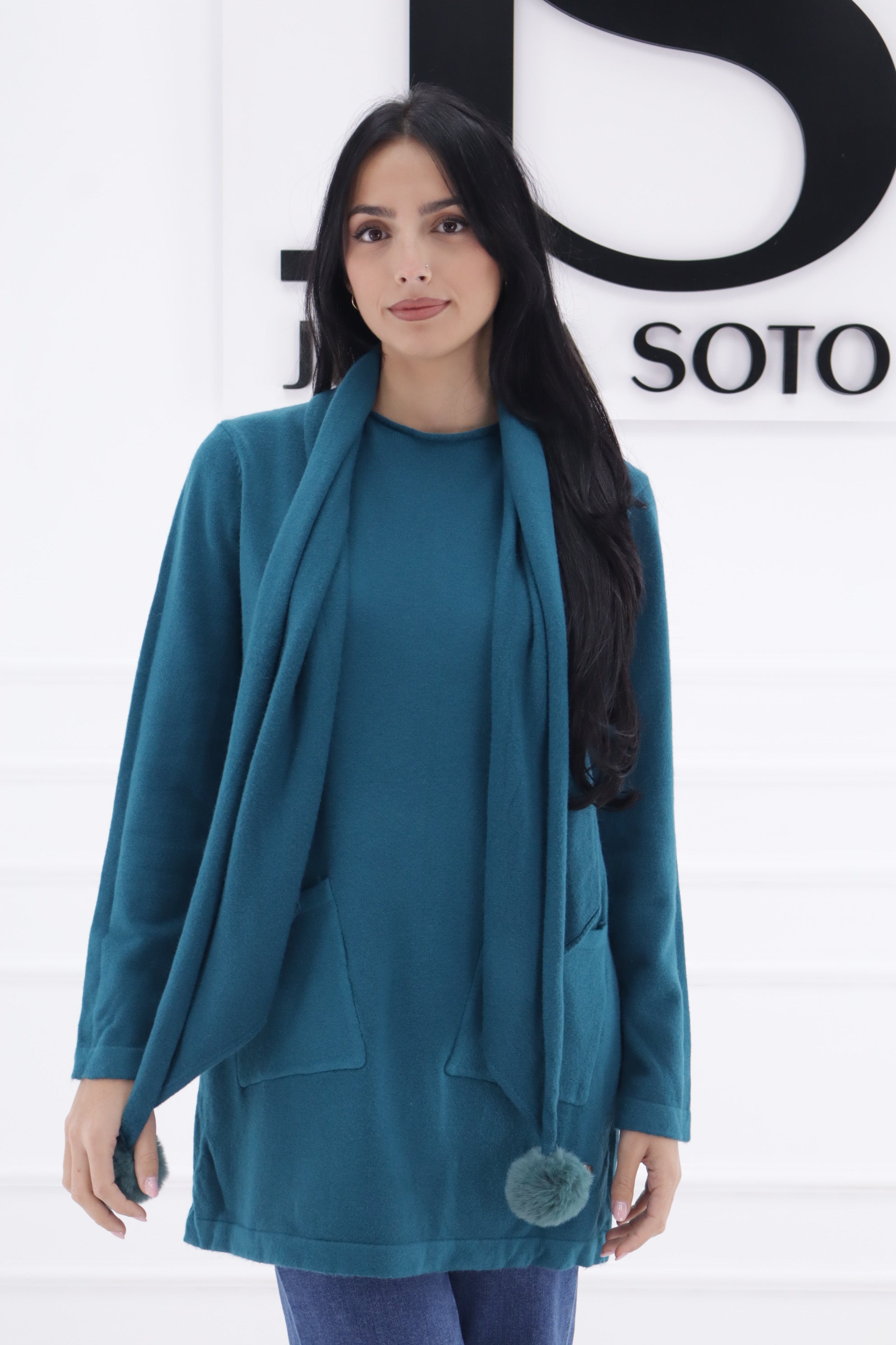 Jersey BUFANDA POMPON ZDB110