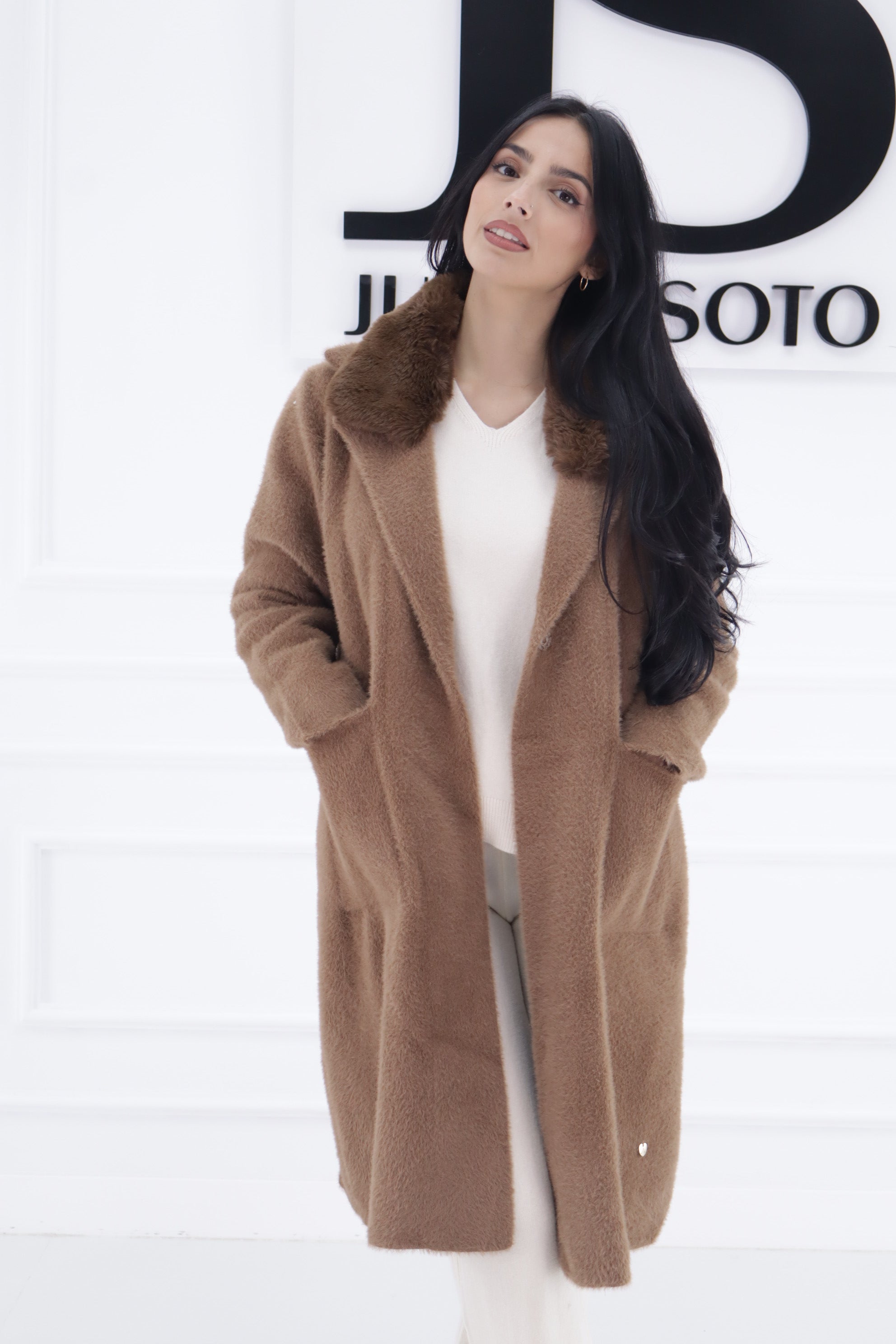 Abrigo pelo cuello ZDB026