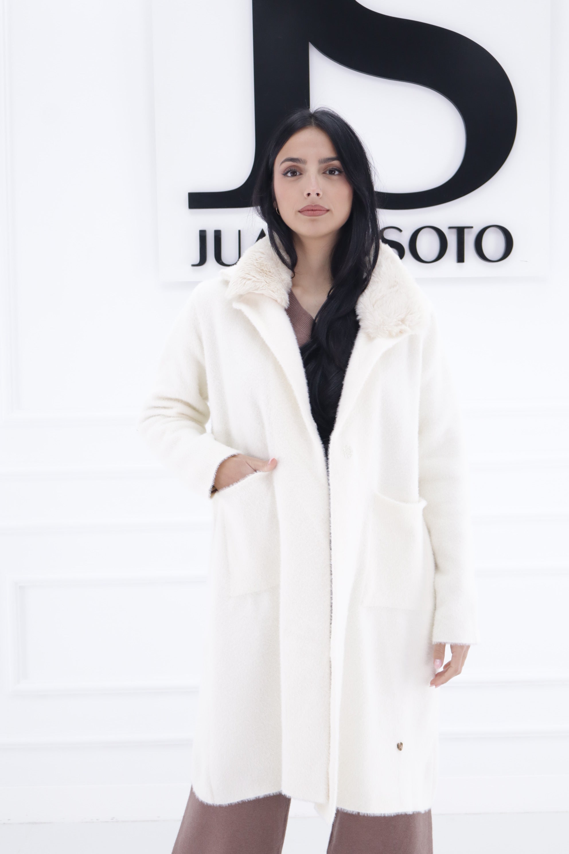 Abrigo pelo cuello ZDB026