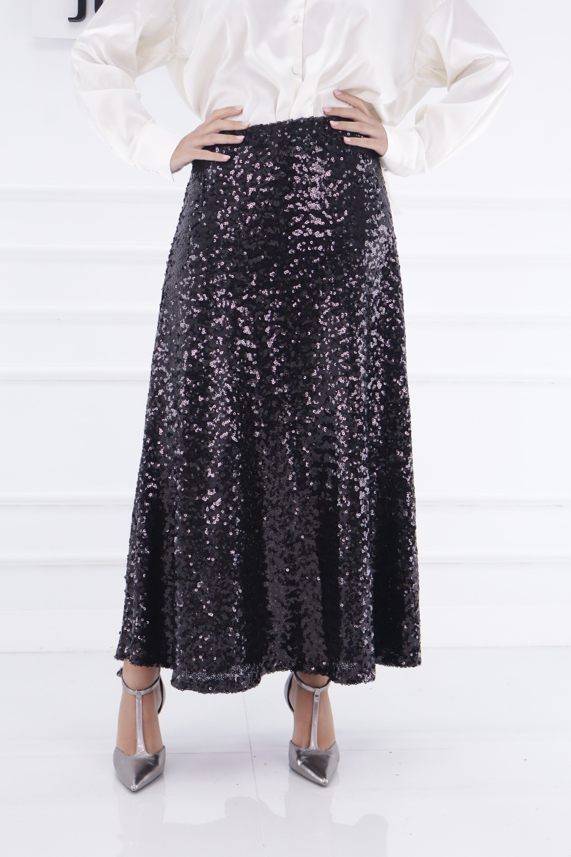 Falda cotillón 24722