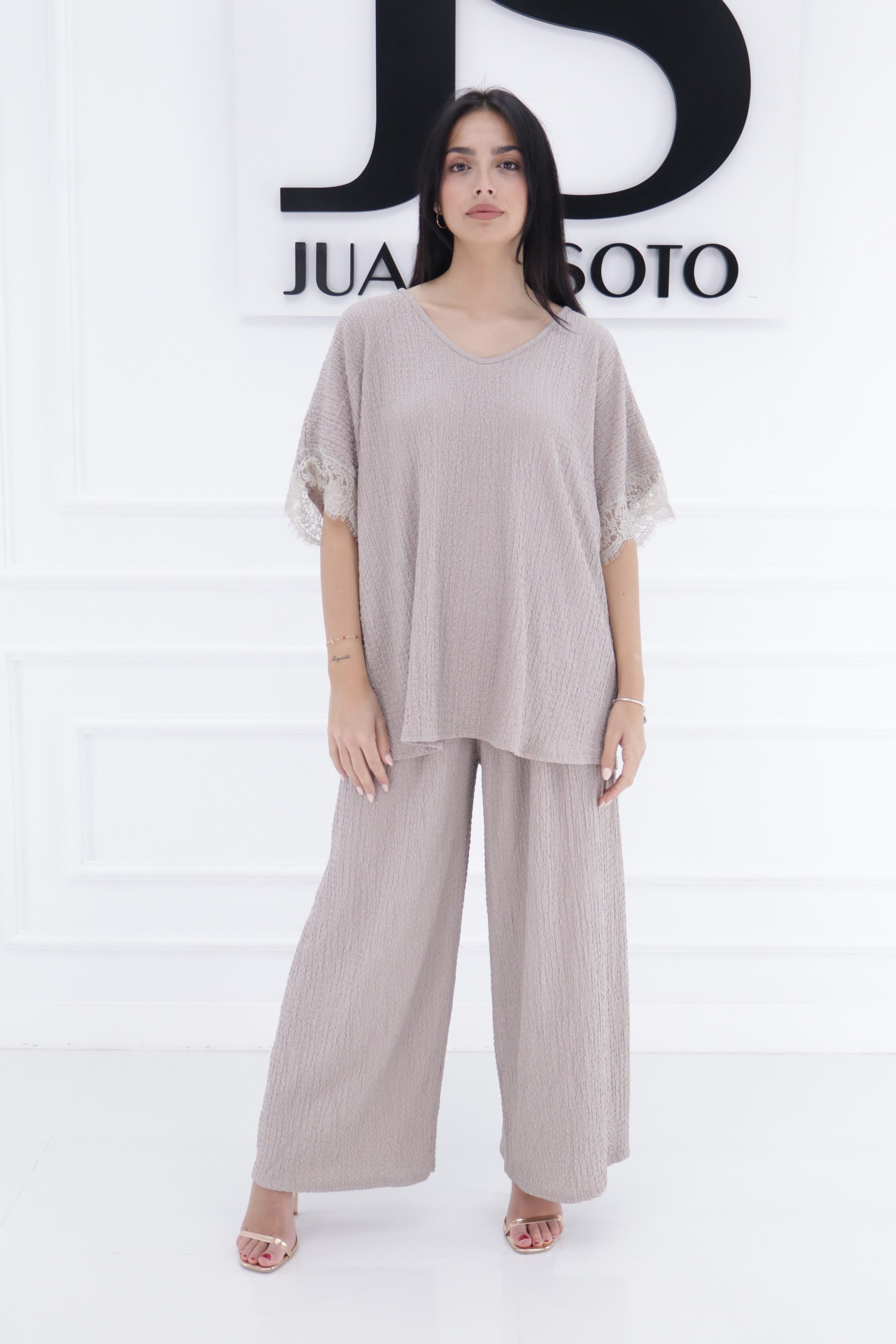 Conjunto VALENTINA 8717