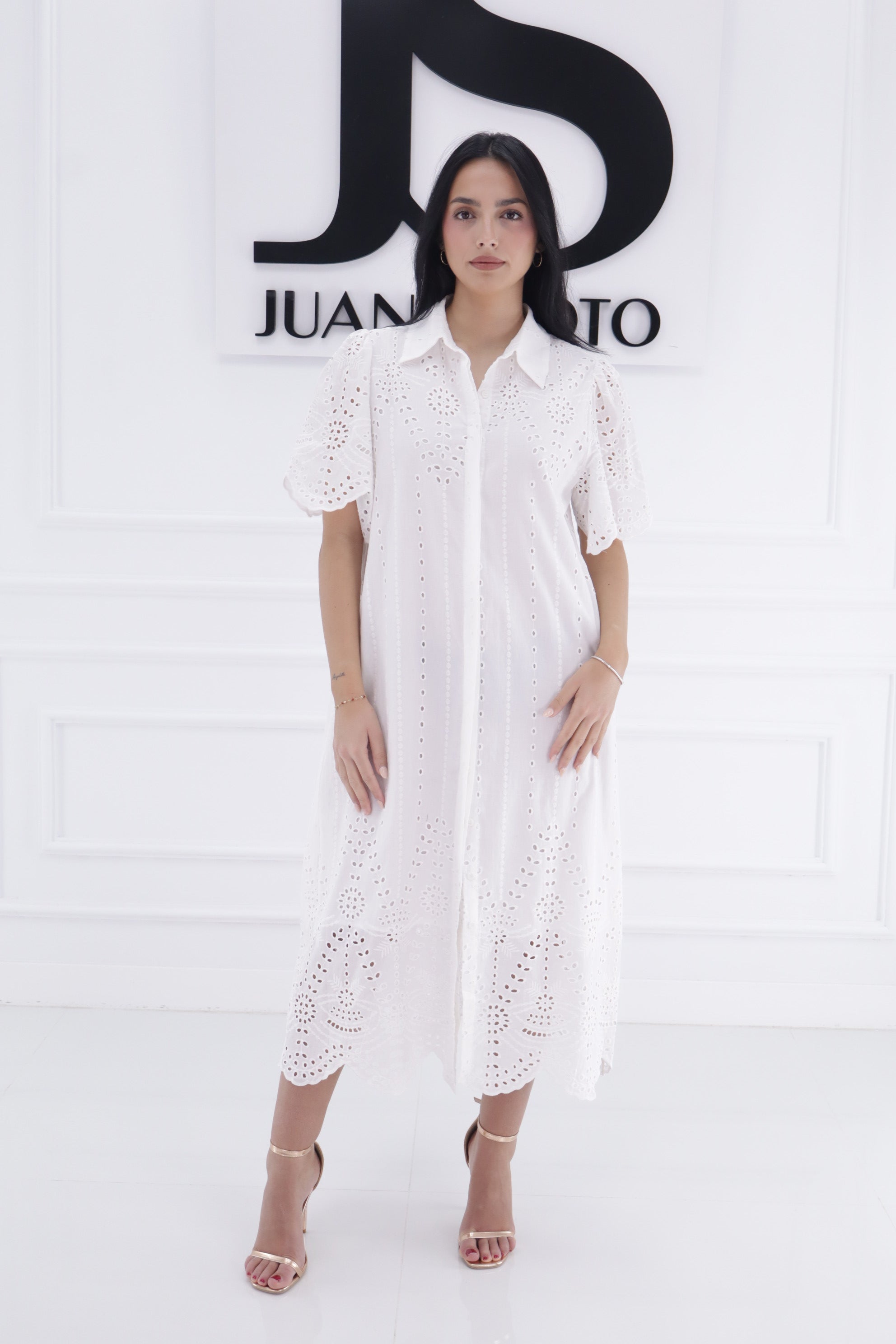 Vestido perforado M116153