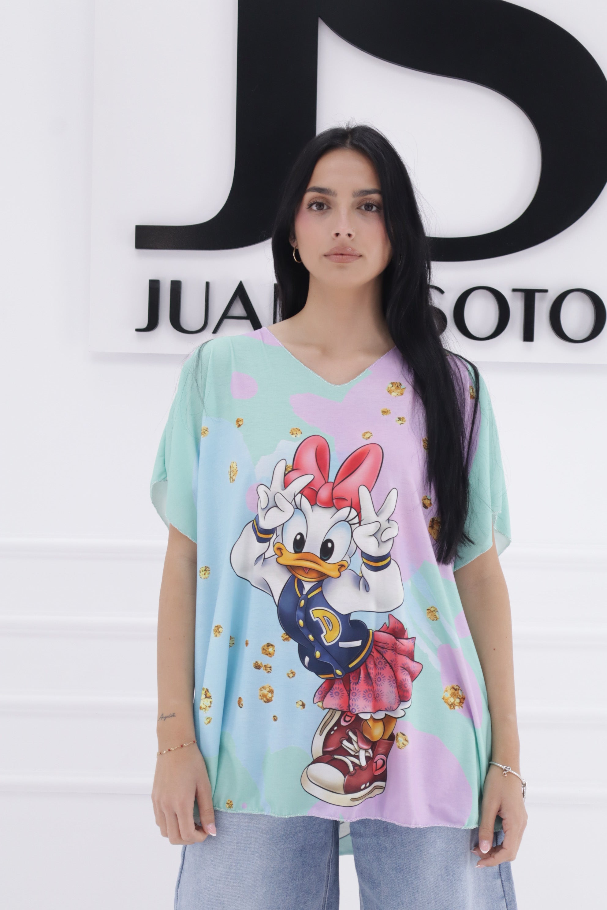 Camiseta cuello brillo 102104