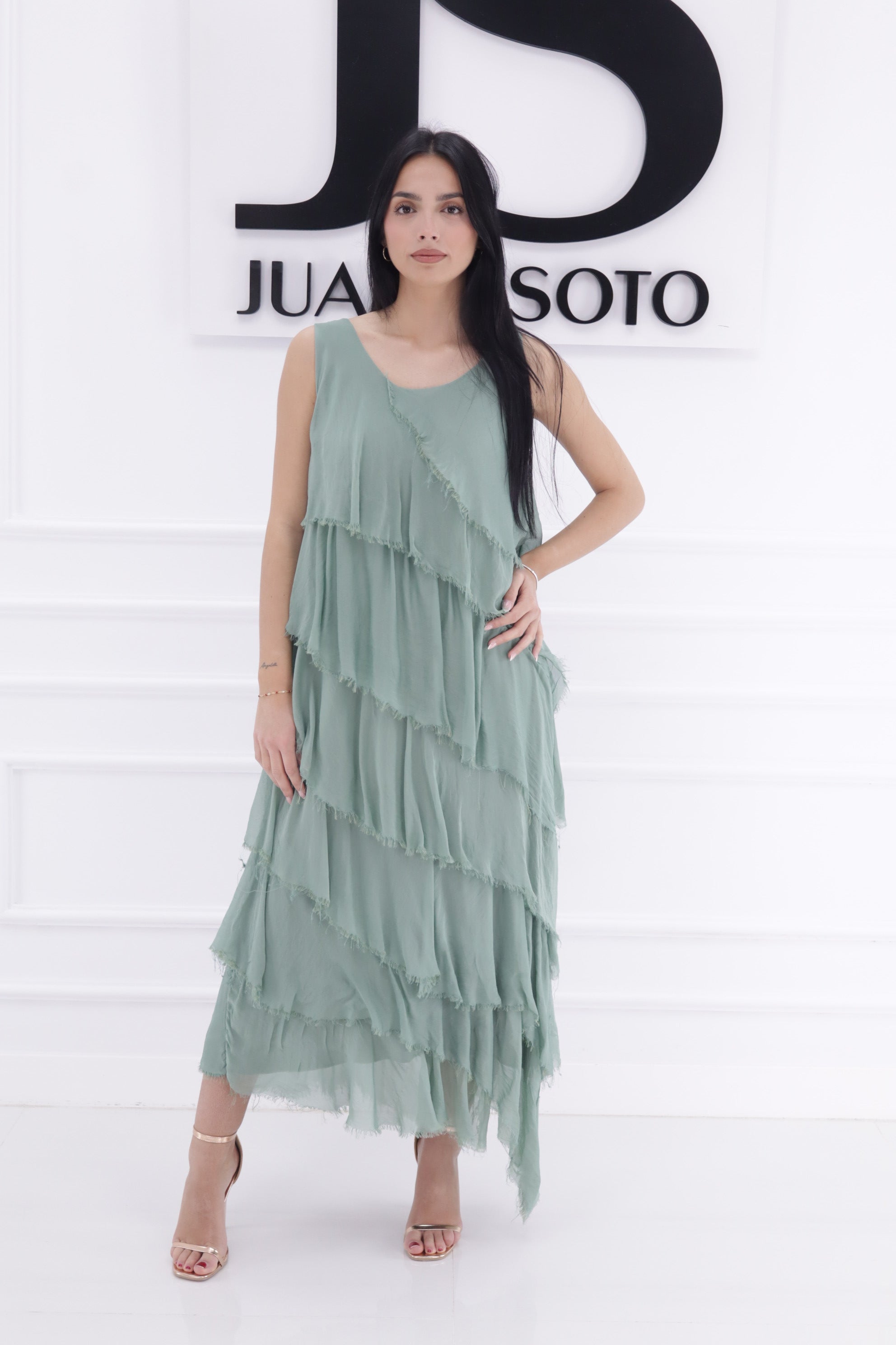 Vestido 67337 volante desigual