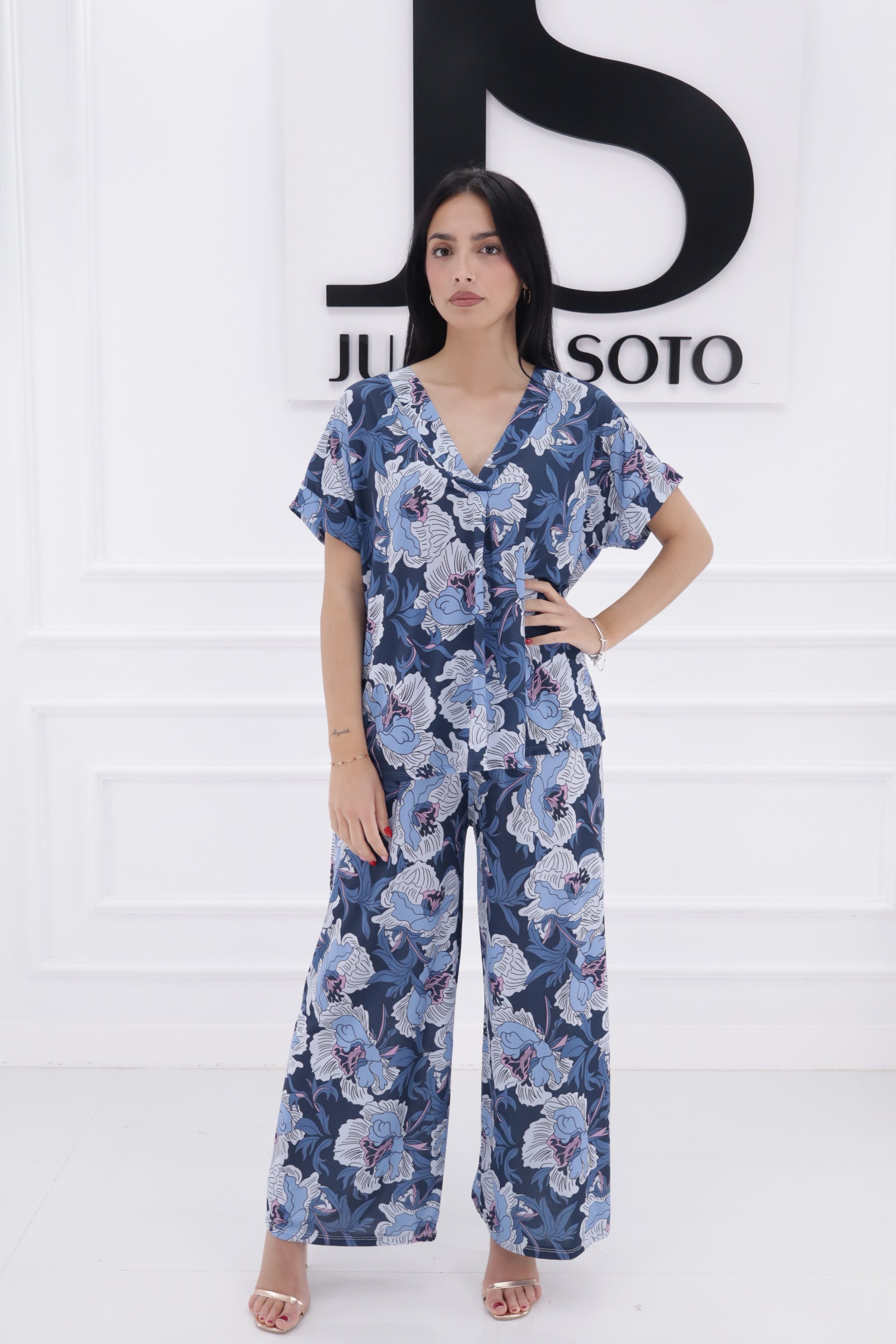 Conjunto flores 2512