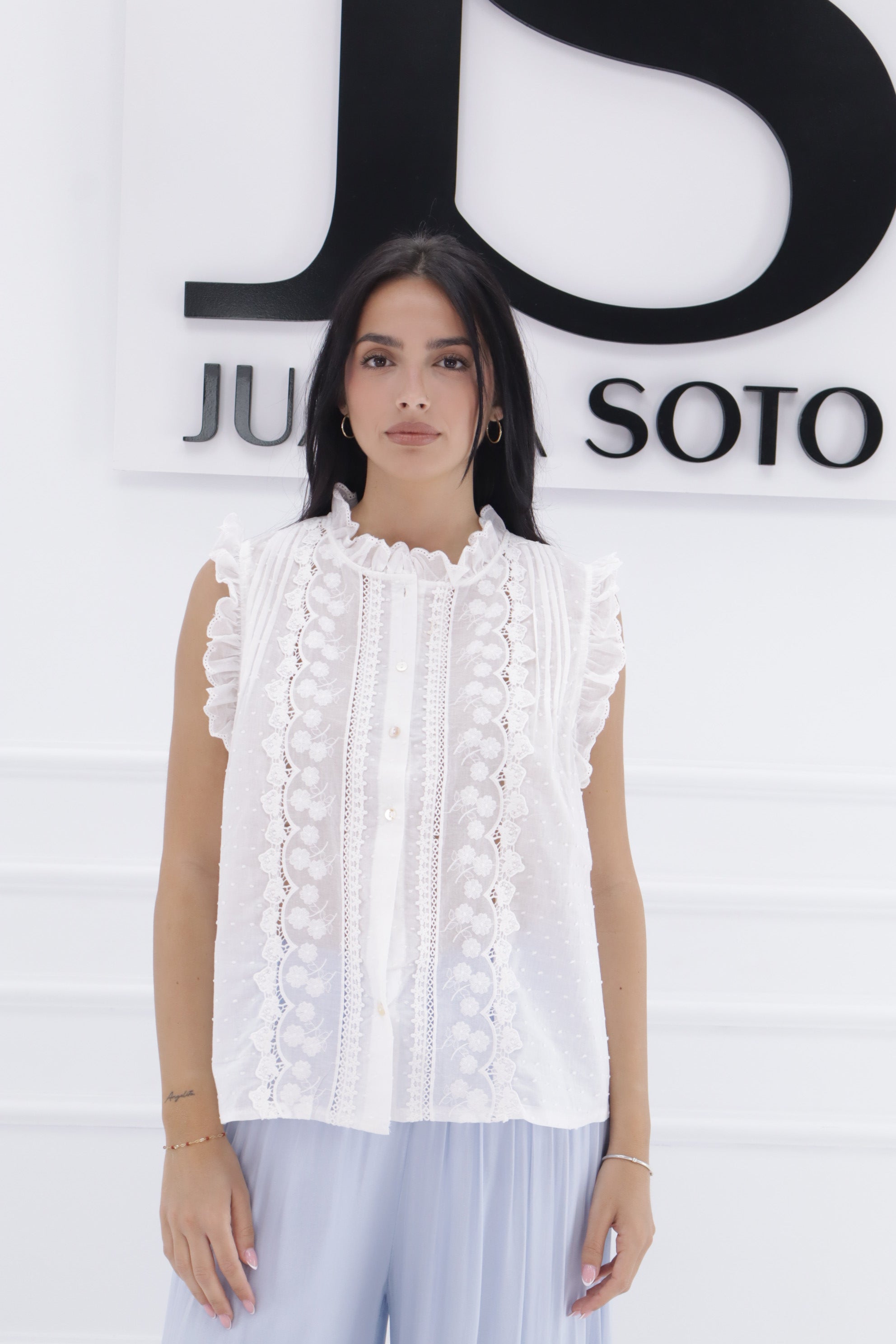 Blusa plumeti blanca LA3073