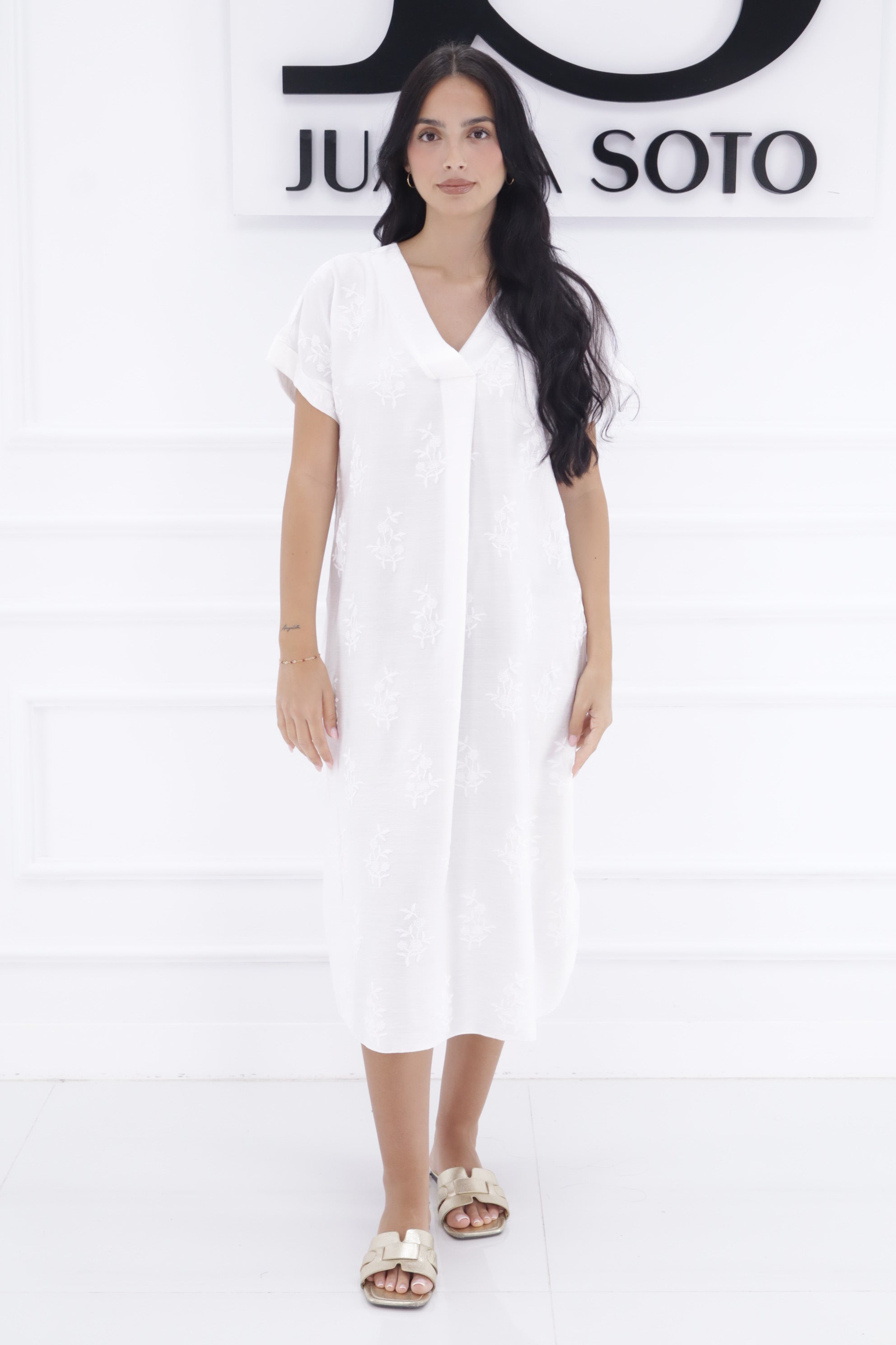 Vestido lino flores bordadas YE78