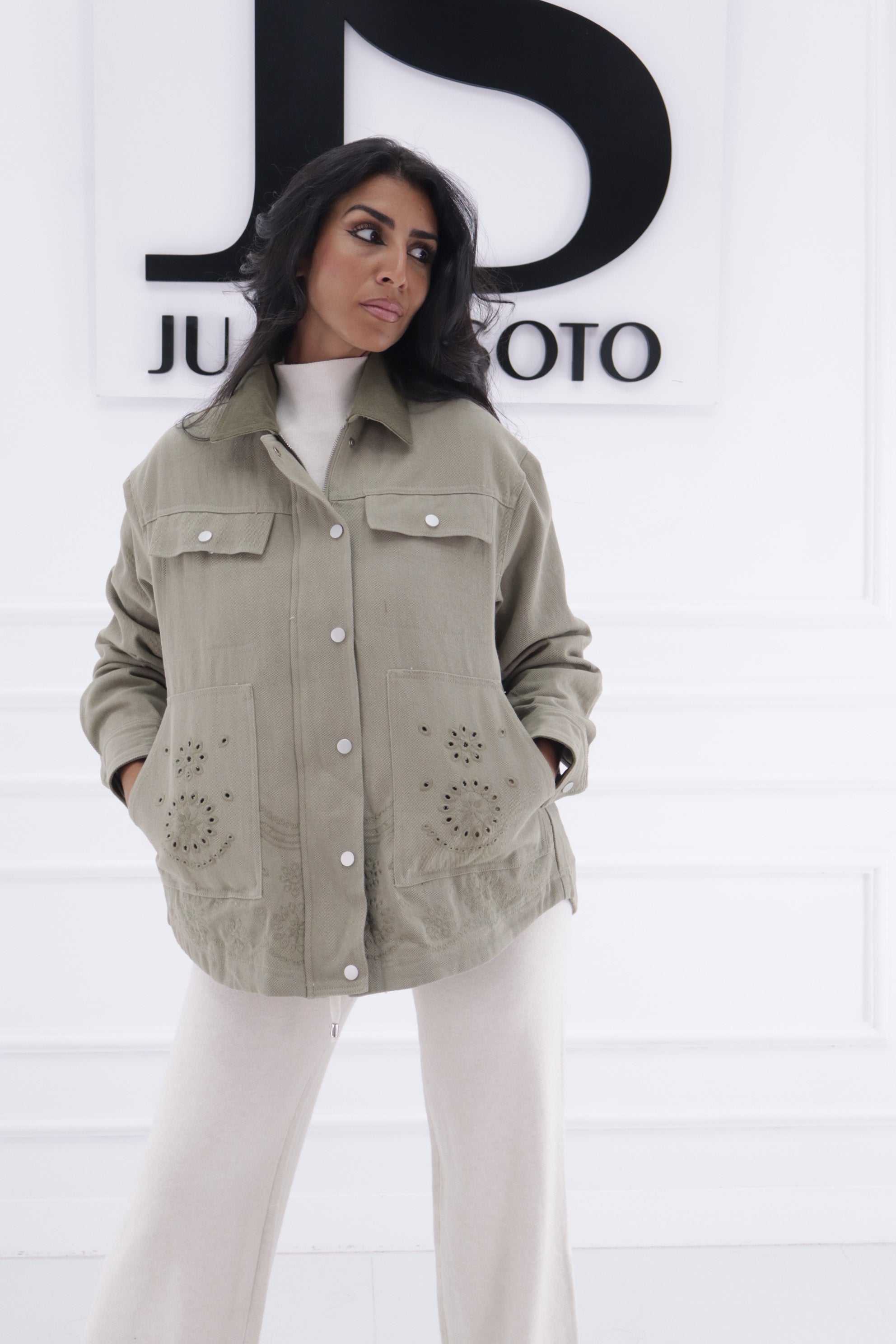 Chaqueta CA2850