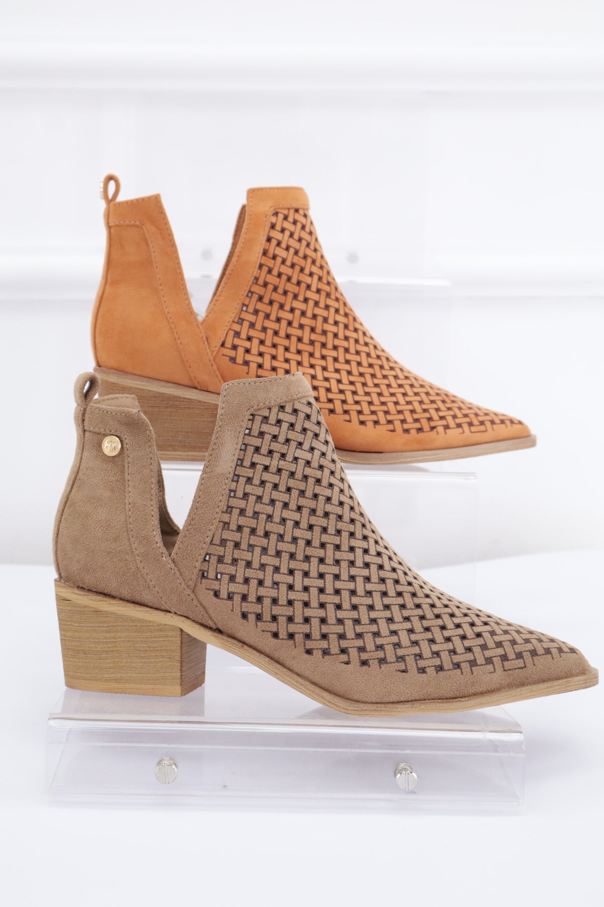 Perforierte Stiefelette A-5171