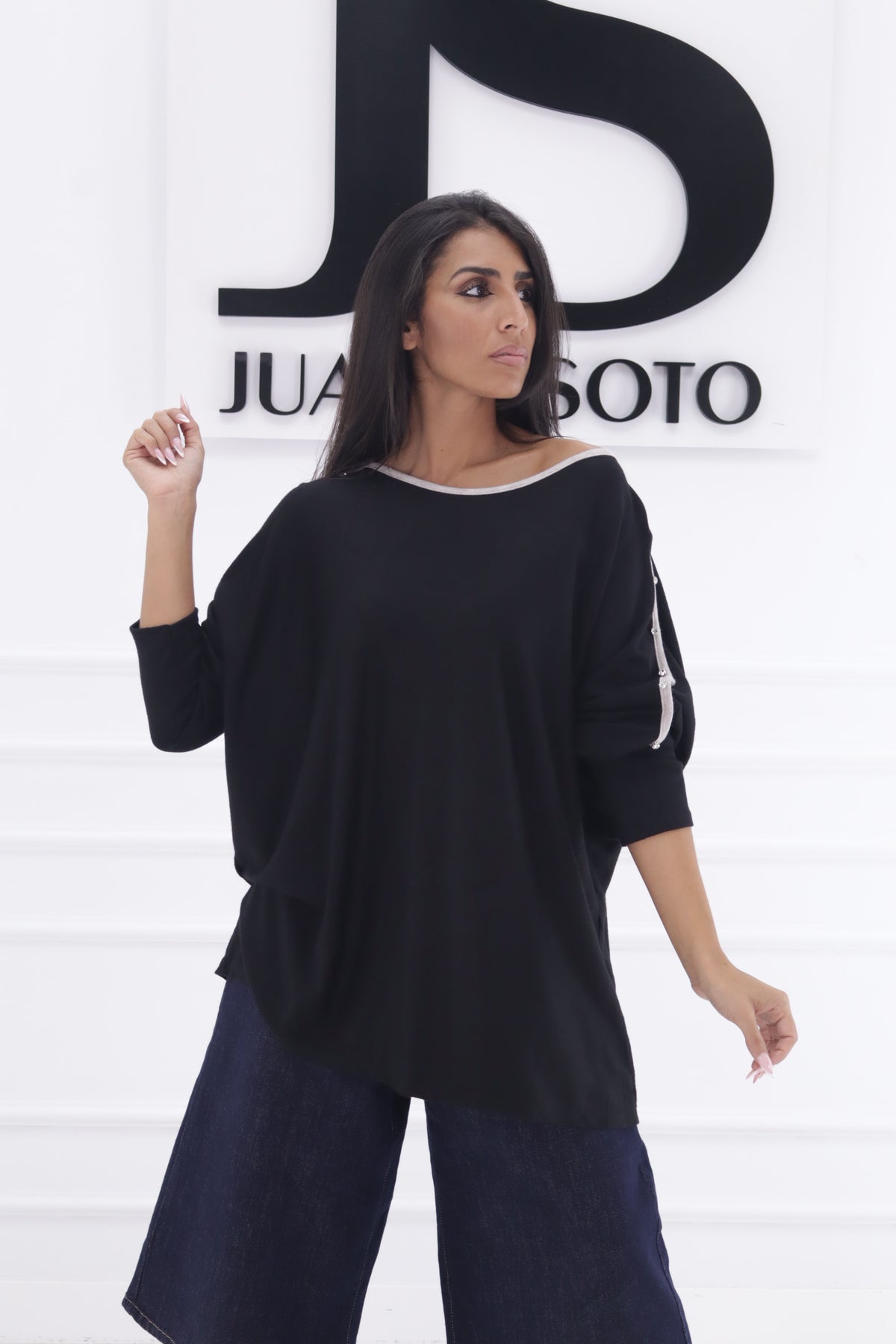 Camiseta punto brillos hombro