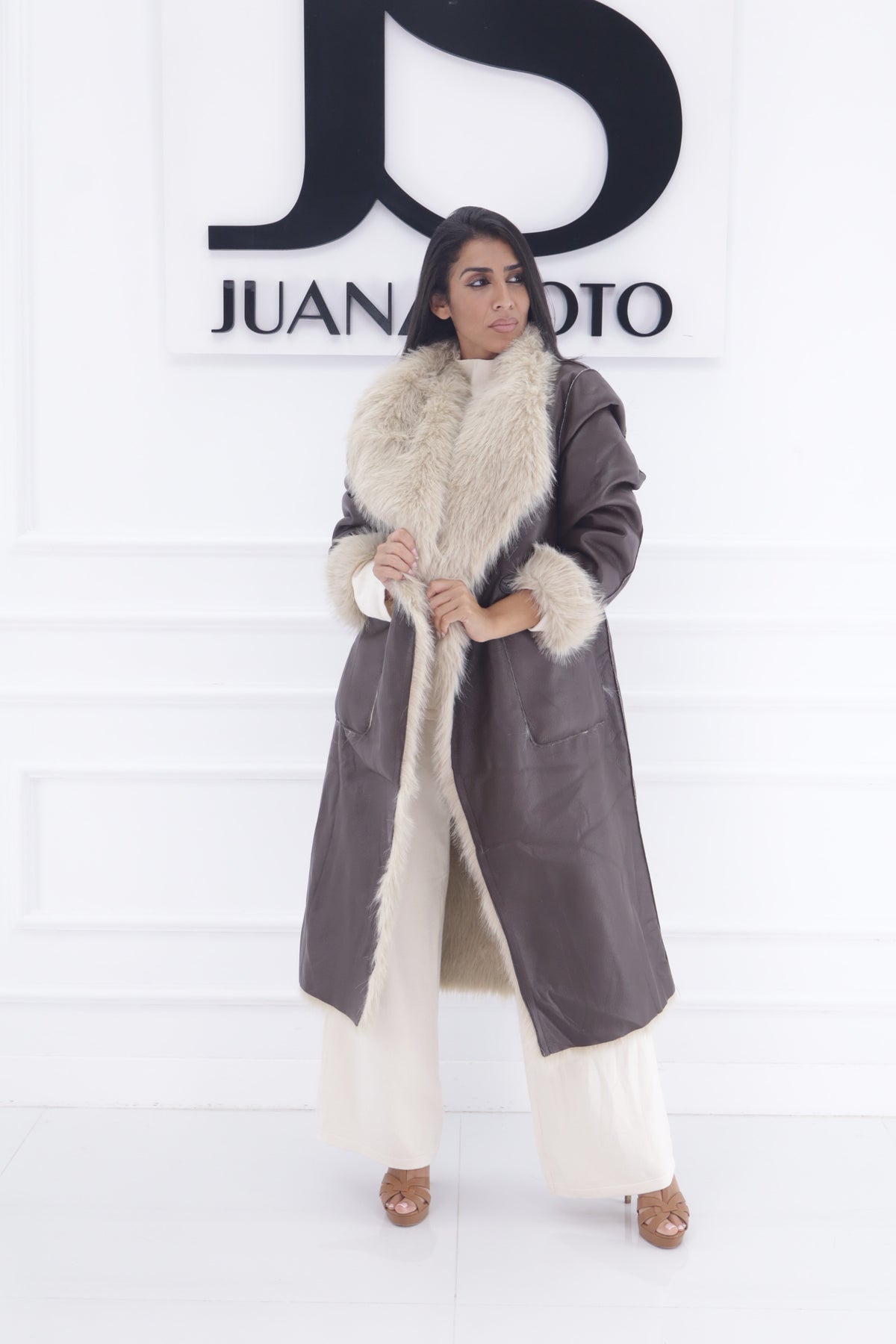 Abrigo reversible pelo polipiel CA8870