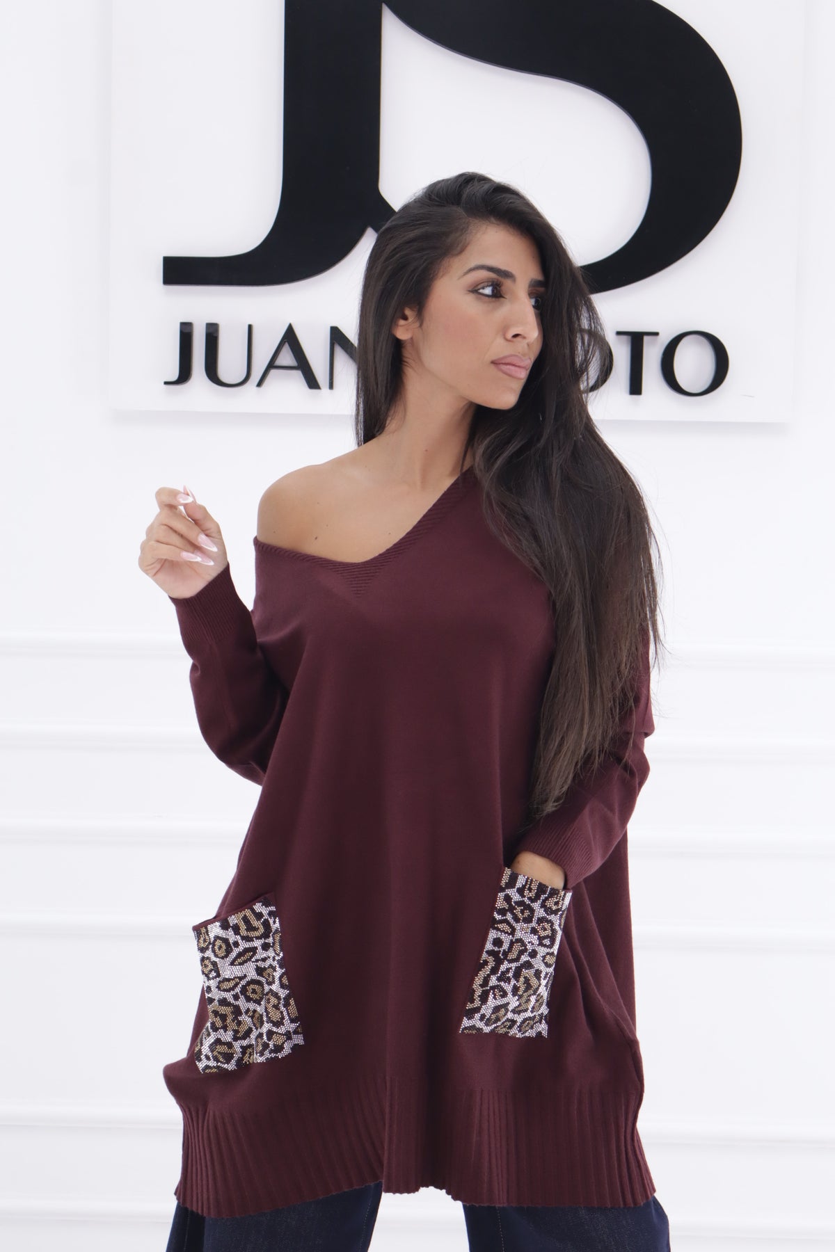 Pullover mit Tasche und Druck G-6805
