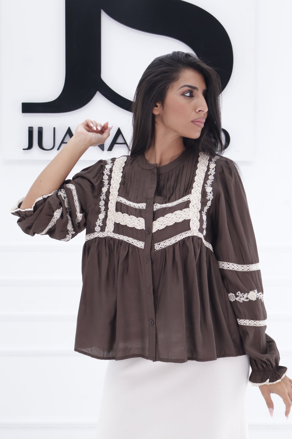 Bluse mit Lochstickerei, beige 6555