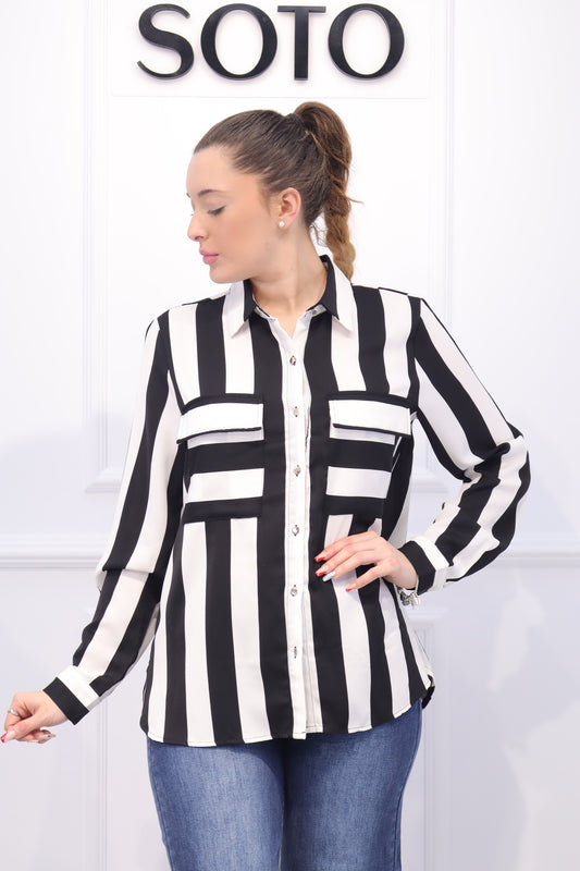 Camisa rayas  blanca y negra bolsillo 8311503