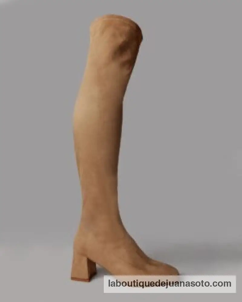 Bota 2811